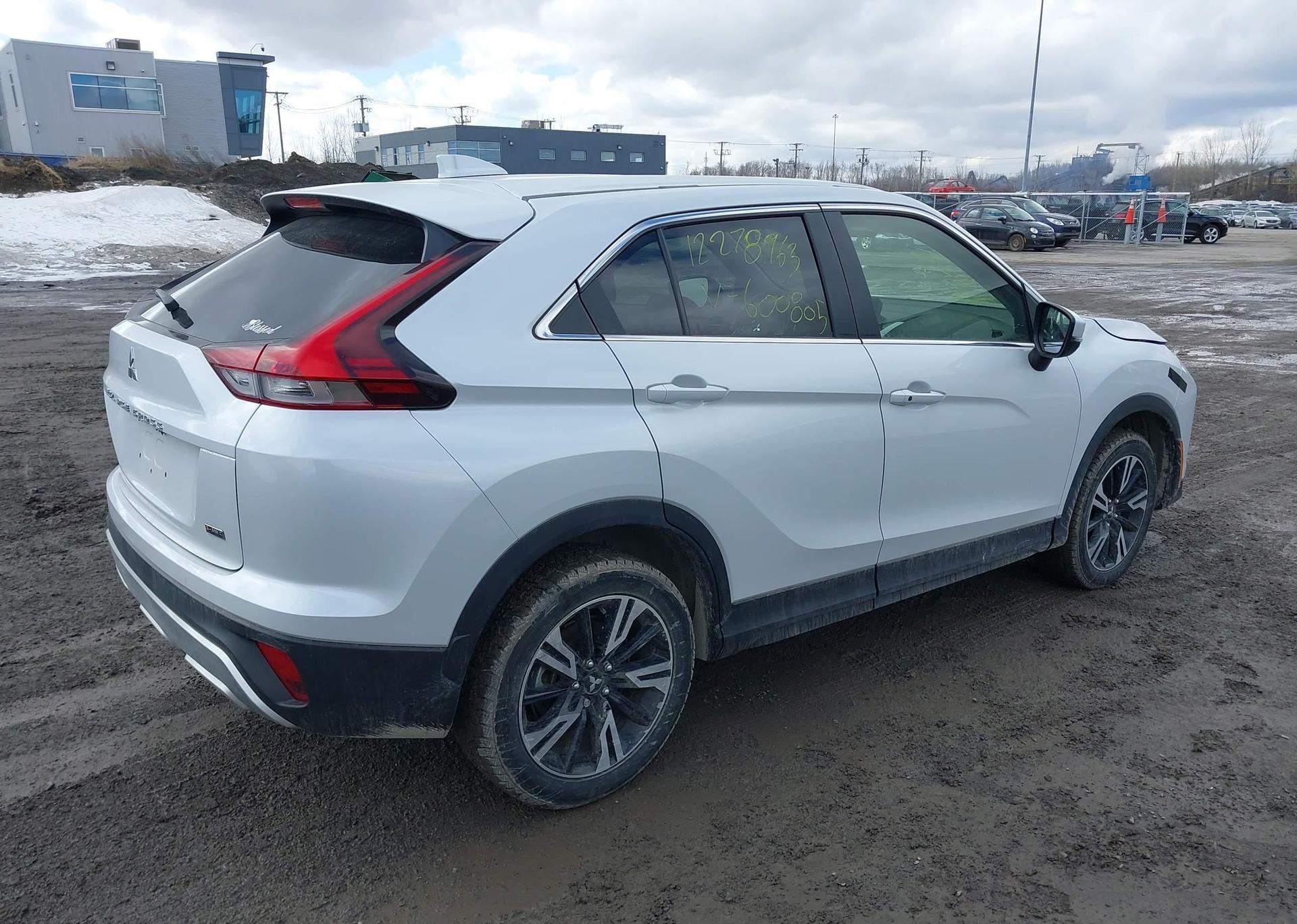2023 MITSUBISHI ECLIPSE CROSS CARBON EDITION