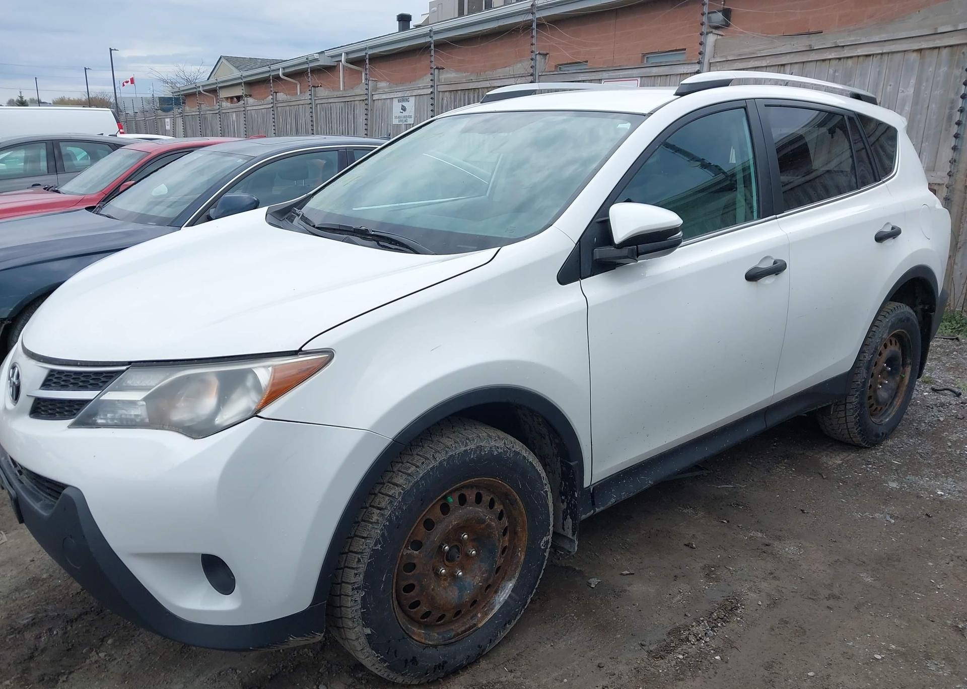 2013 TOYOTA RAV4 LE