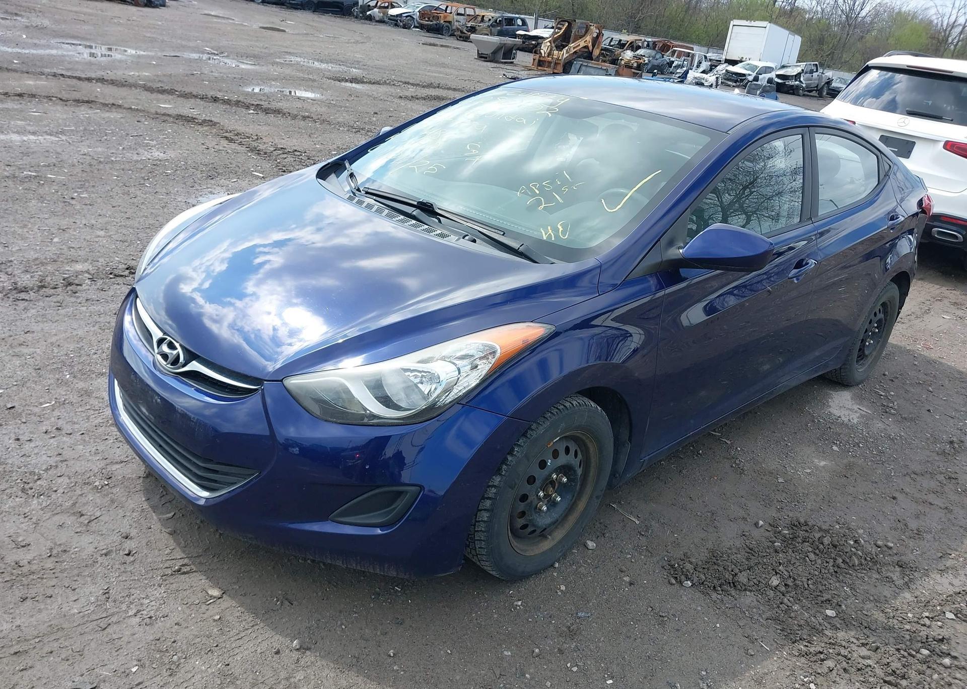 2013 HYUNDAI ELANTRA GLS