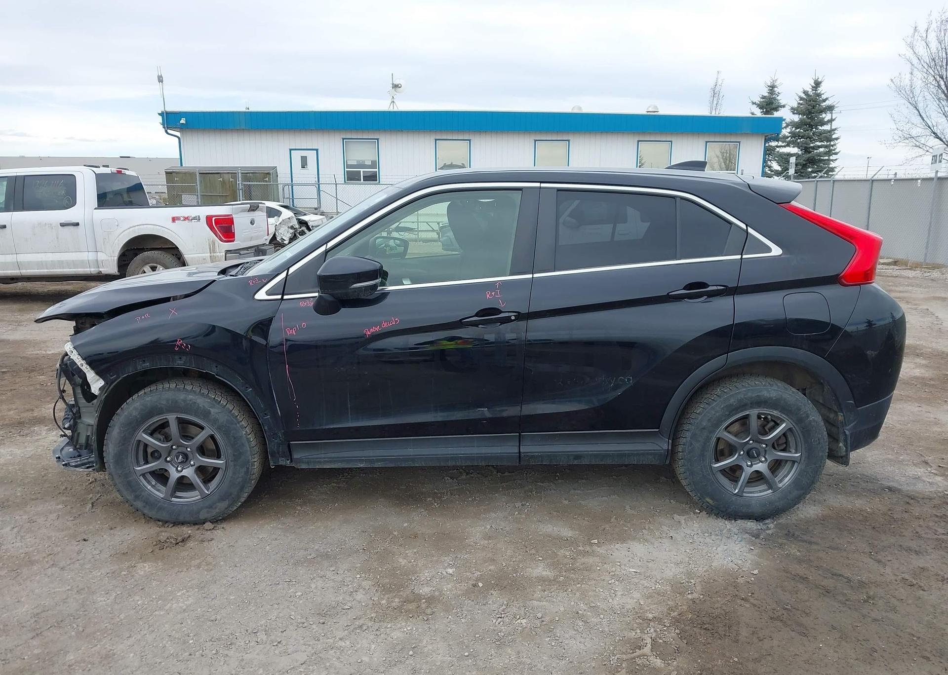 2020 MITSUBISHI ECLIPSE CROSS ES
