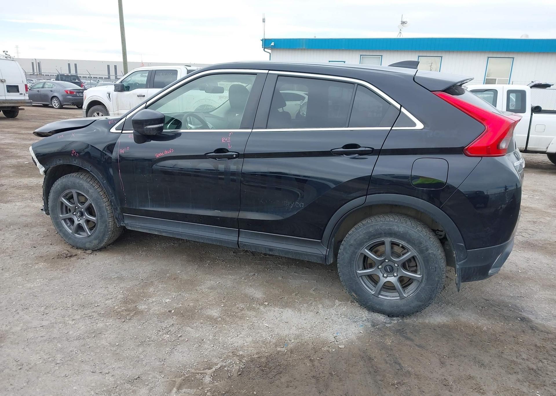 2020 MITSUBISHI ECLIPSE CROSS ES