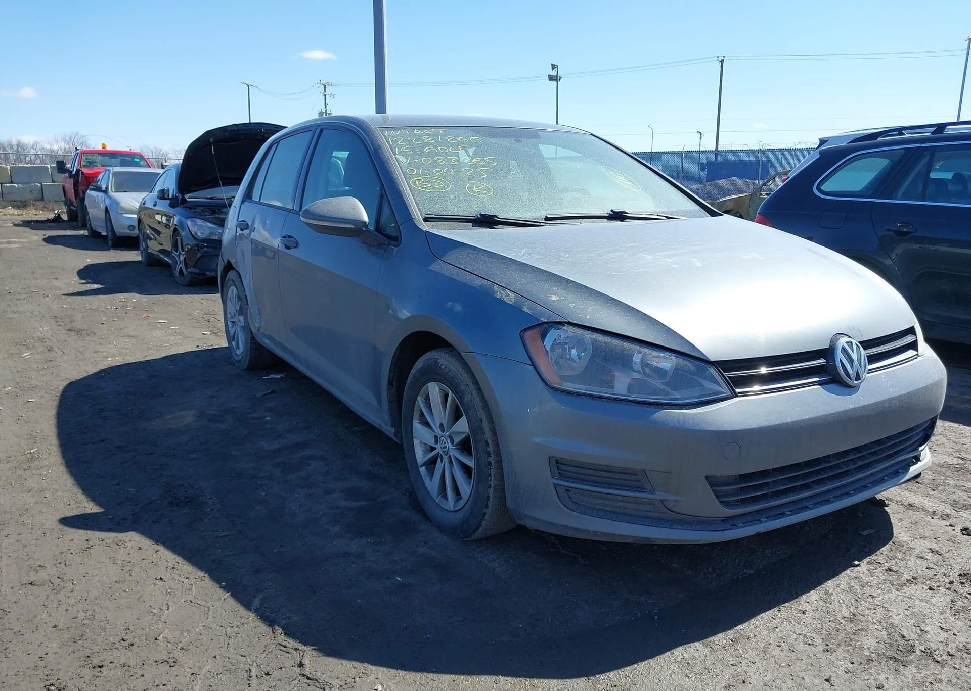 2015 VOLKSWAGEN GOLF