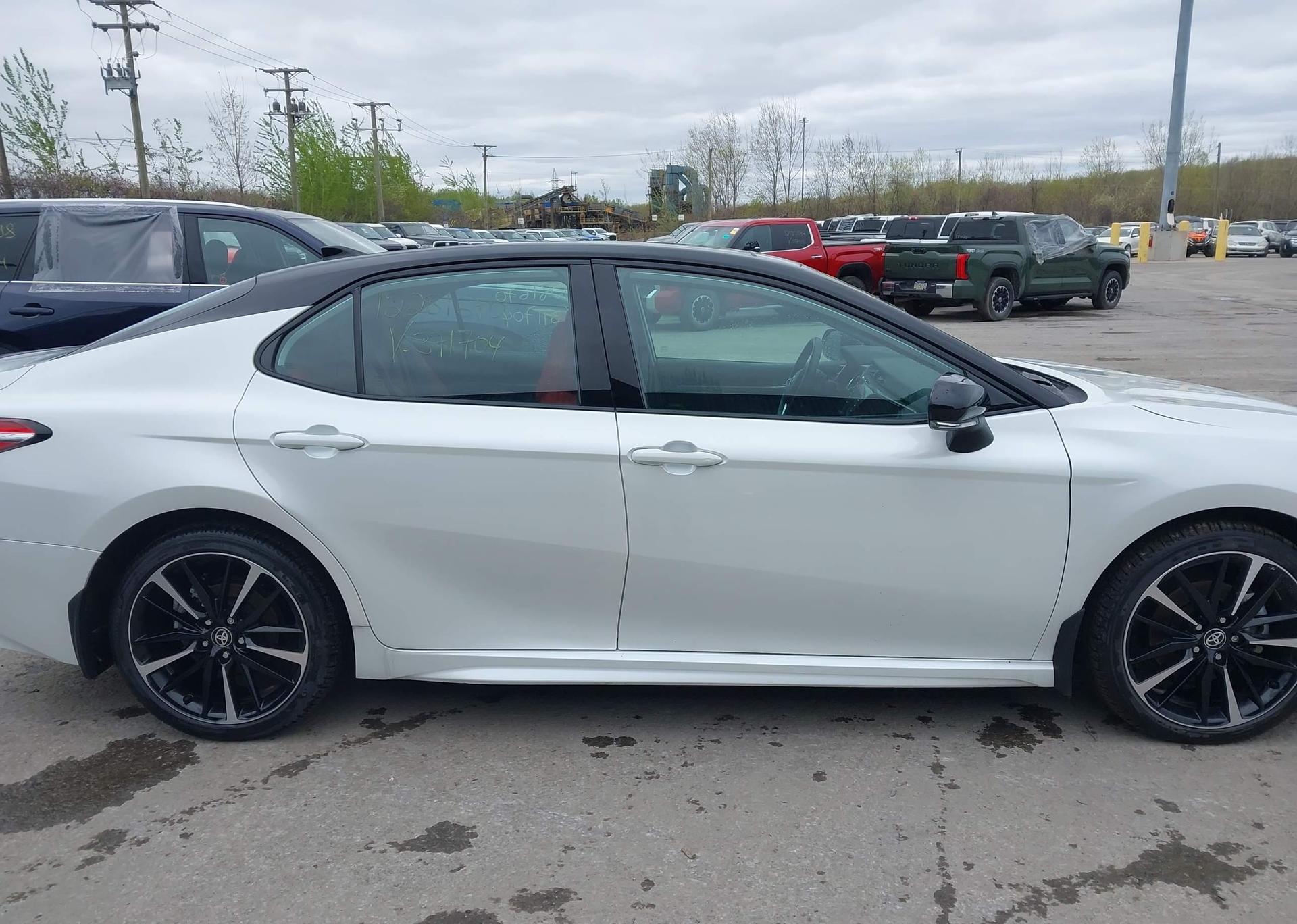 2020 TOYOTA CAMRY XSE