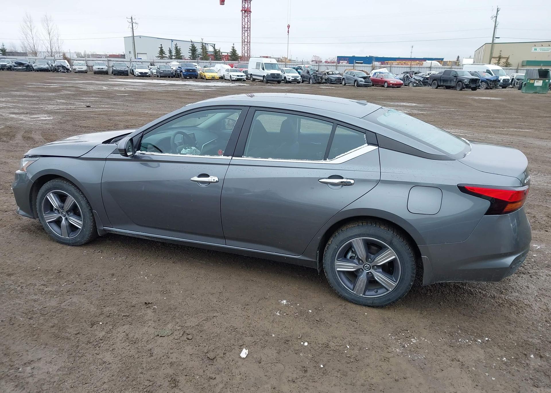 2022 NISSAN Altima S