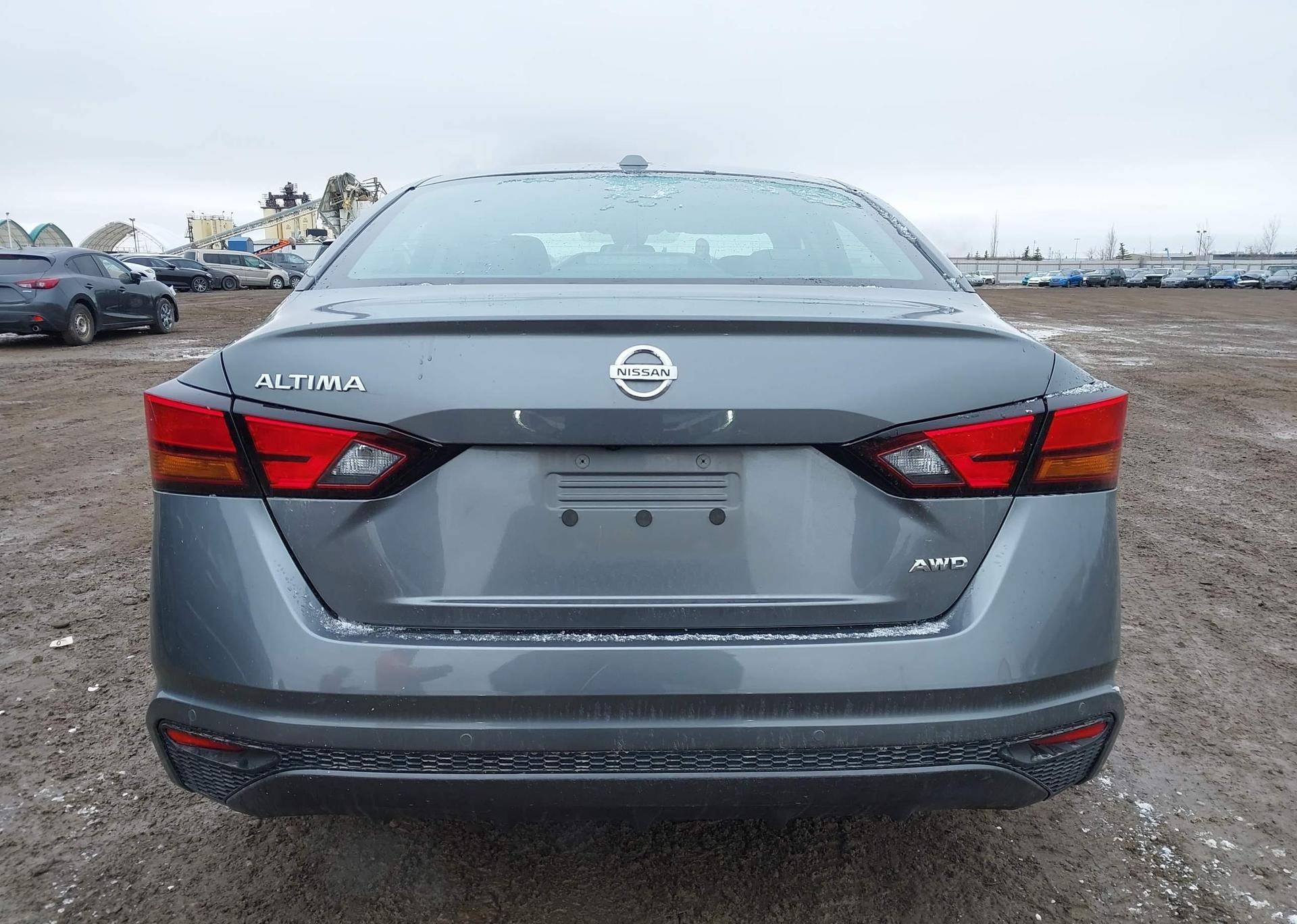 2022 NISSAN Altima S