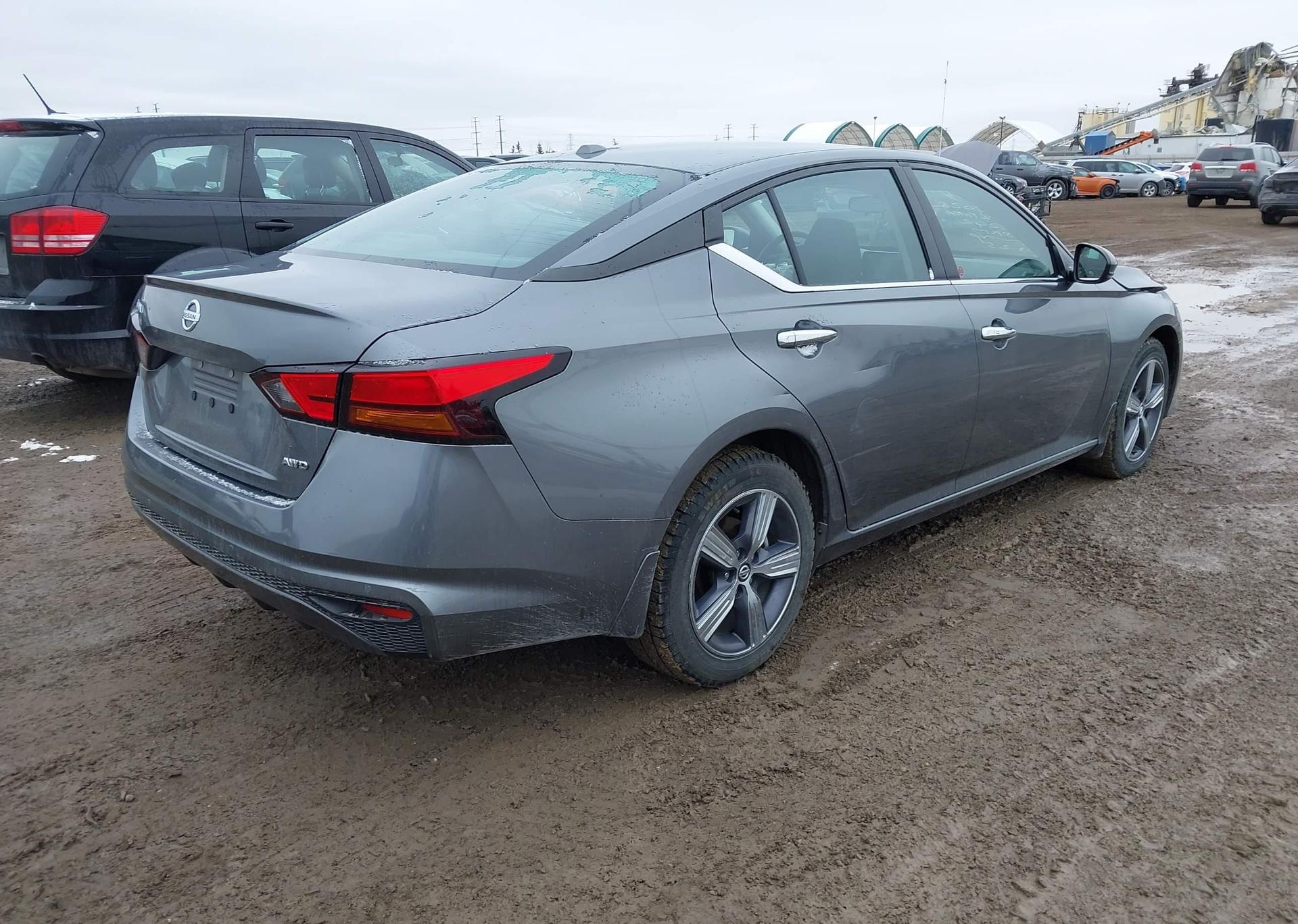 2022 NISSAN Altima S