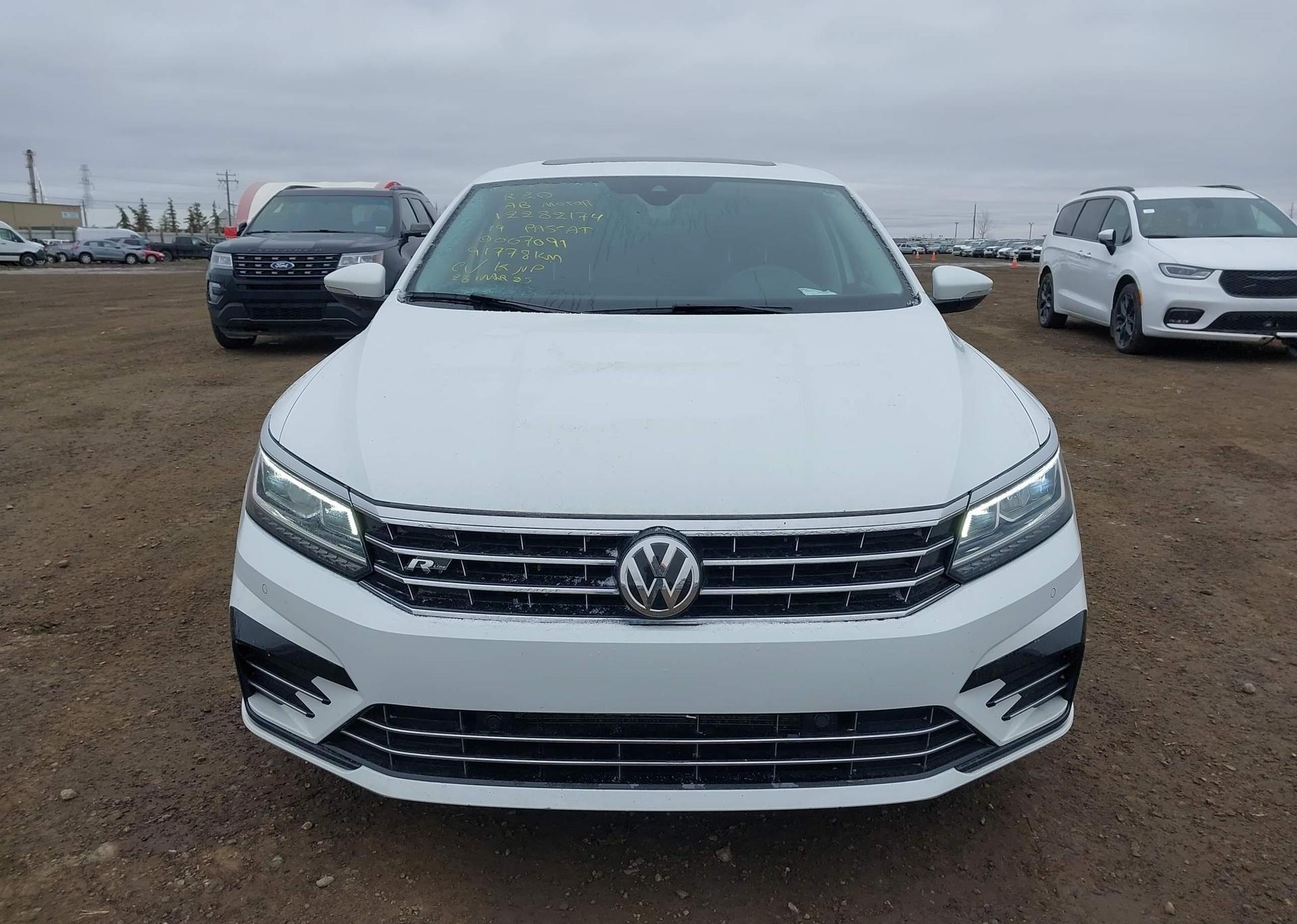 2019 VOLKSWAGEN PASSAT WOLFSBURG EDITION