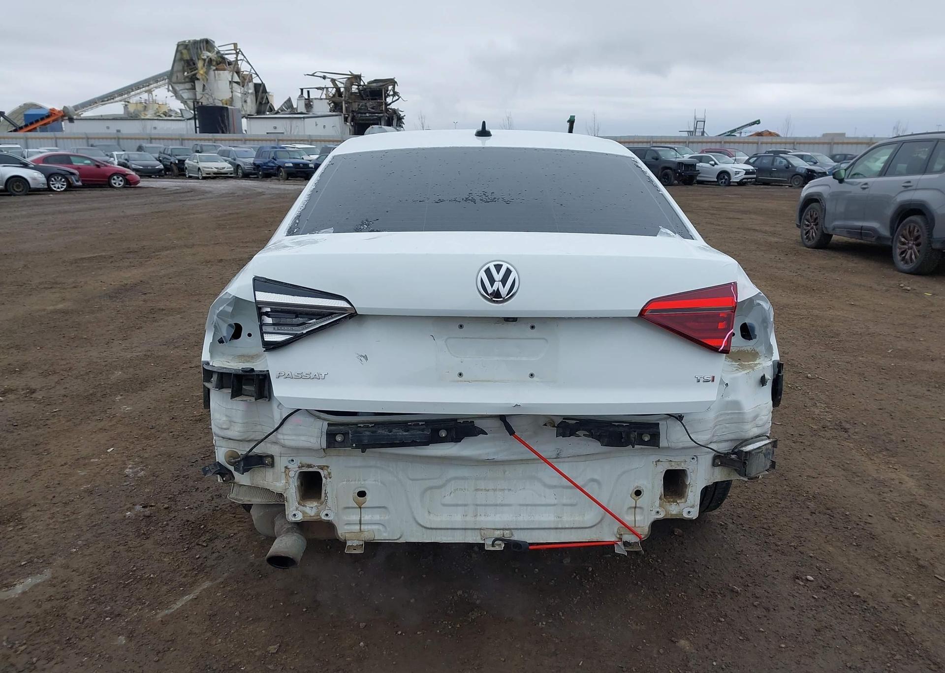 2019 VOLKSWAGEN PASSAT WOLFSBURG EDITION