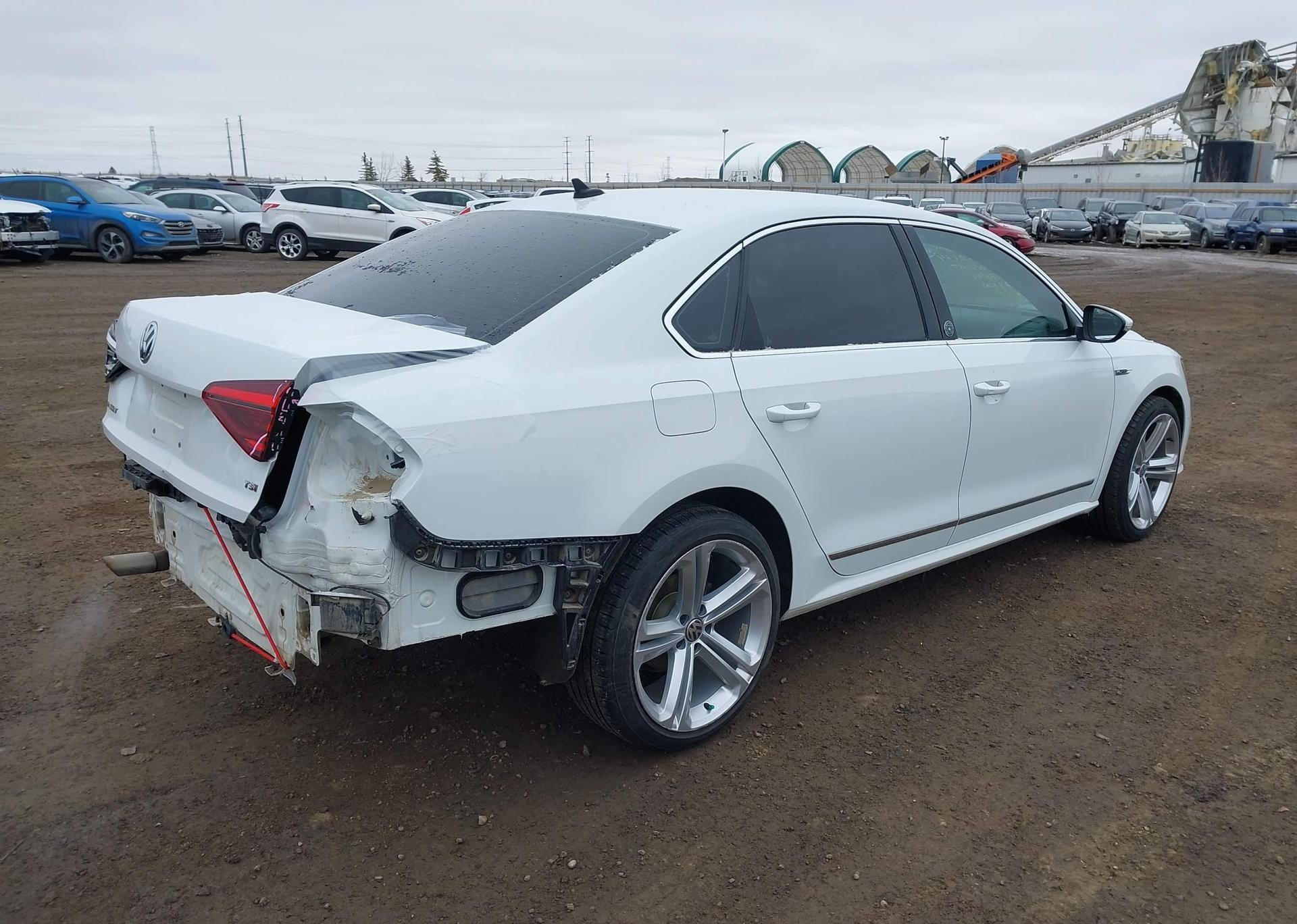 2019 VOLKSWAGEN PASSAT WOLFSBURG EDITION