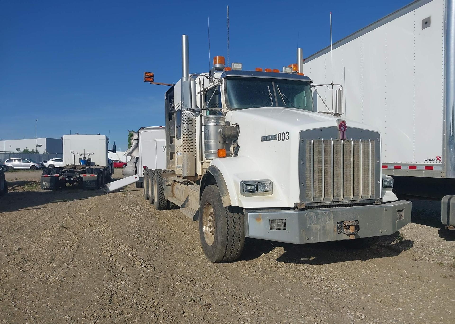 2012 KENWORTH CONSTRUCTION T800
