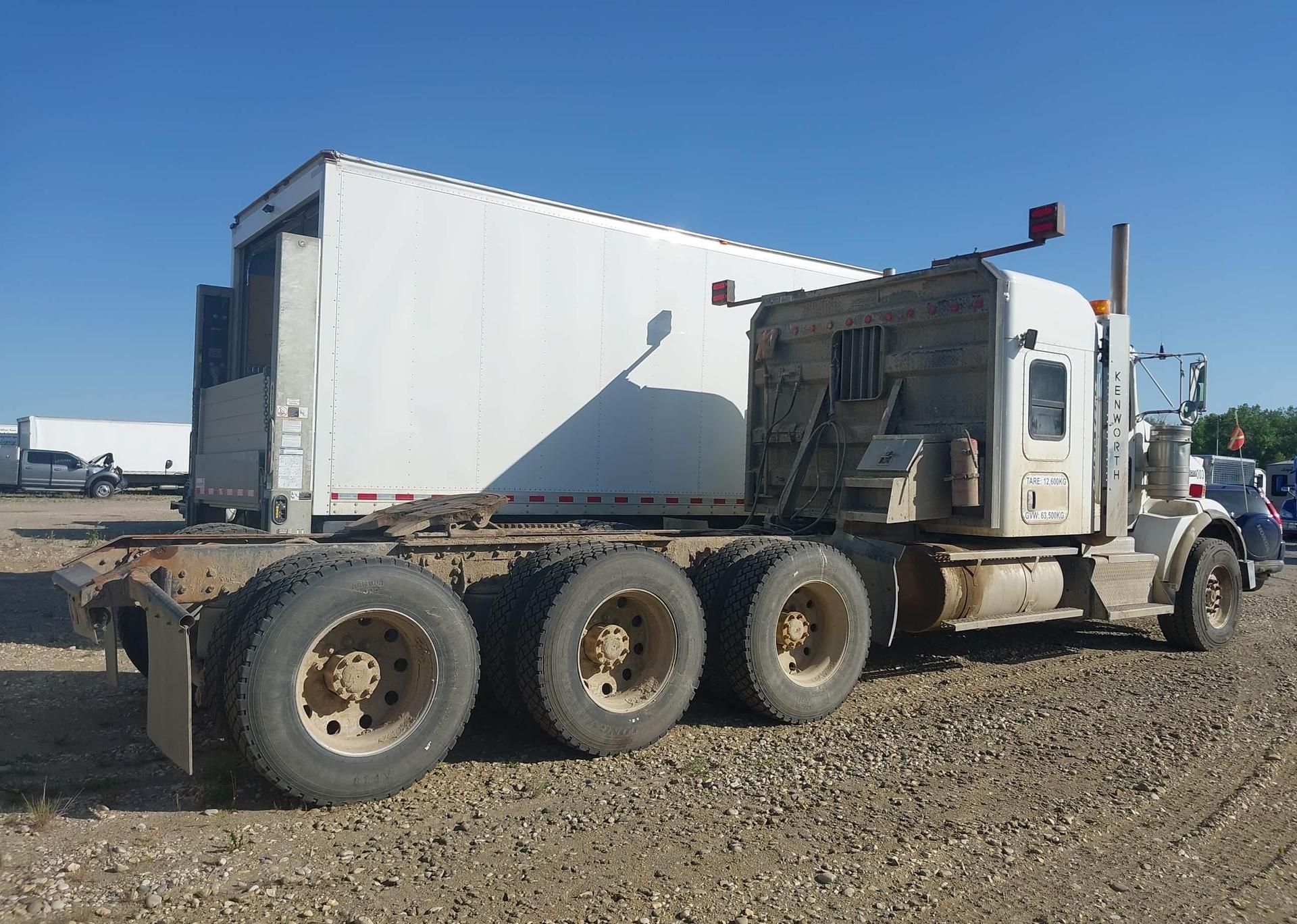 2012 KENWORTH CONSTRUCTION T800