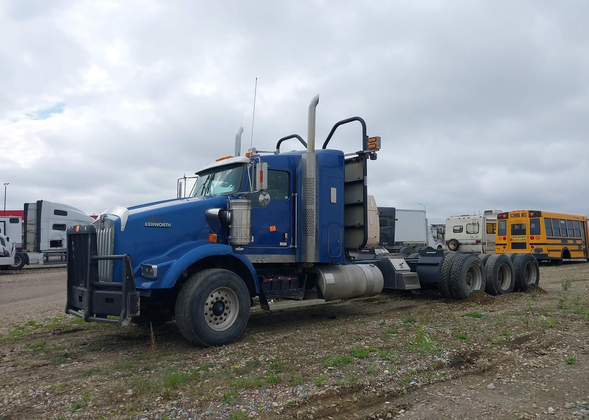 2012 KENWORTH CONSTRUCTION T800