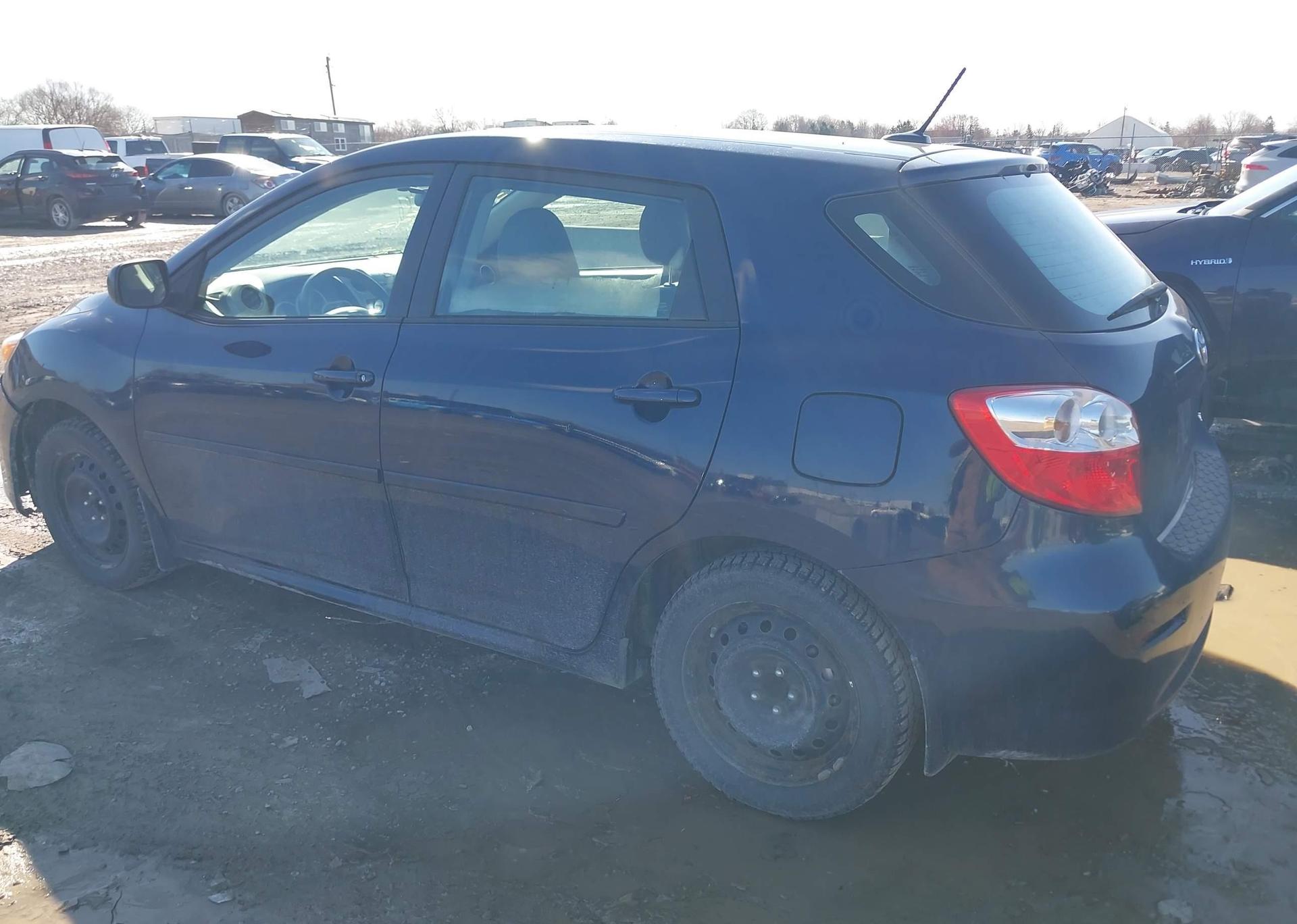 2011 TOYOTA MATRIX WAGON
