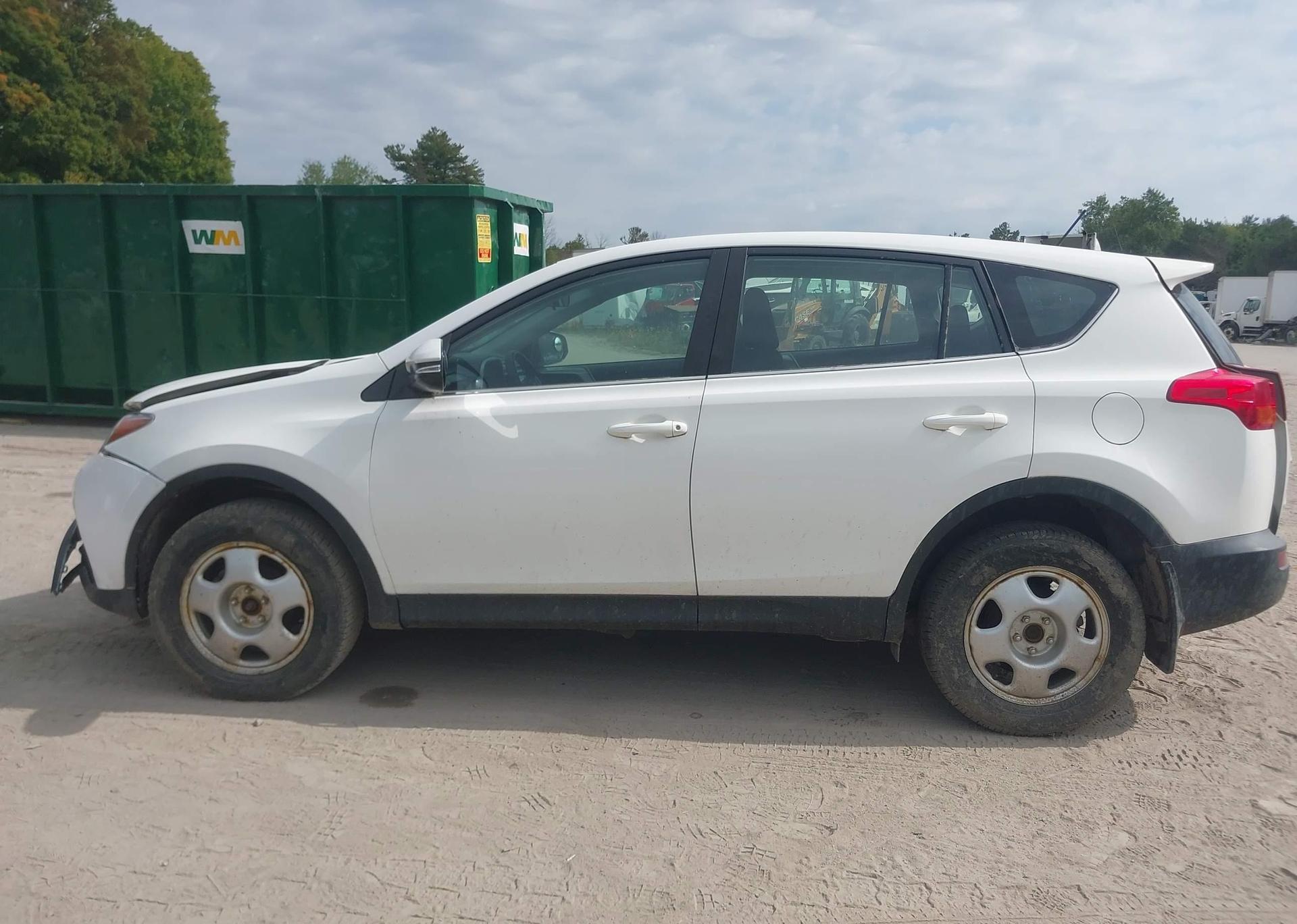 2014 TOYOTA RAV4 LE