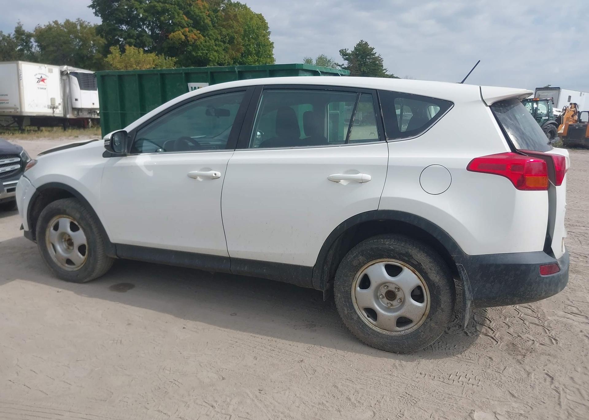 2014 TOYOTA RAV4 LE