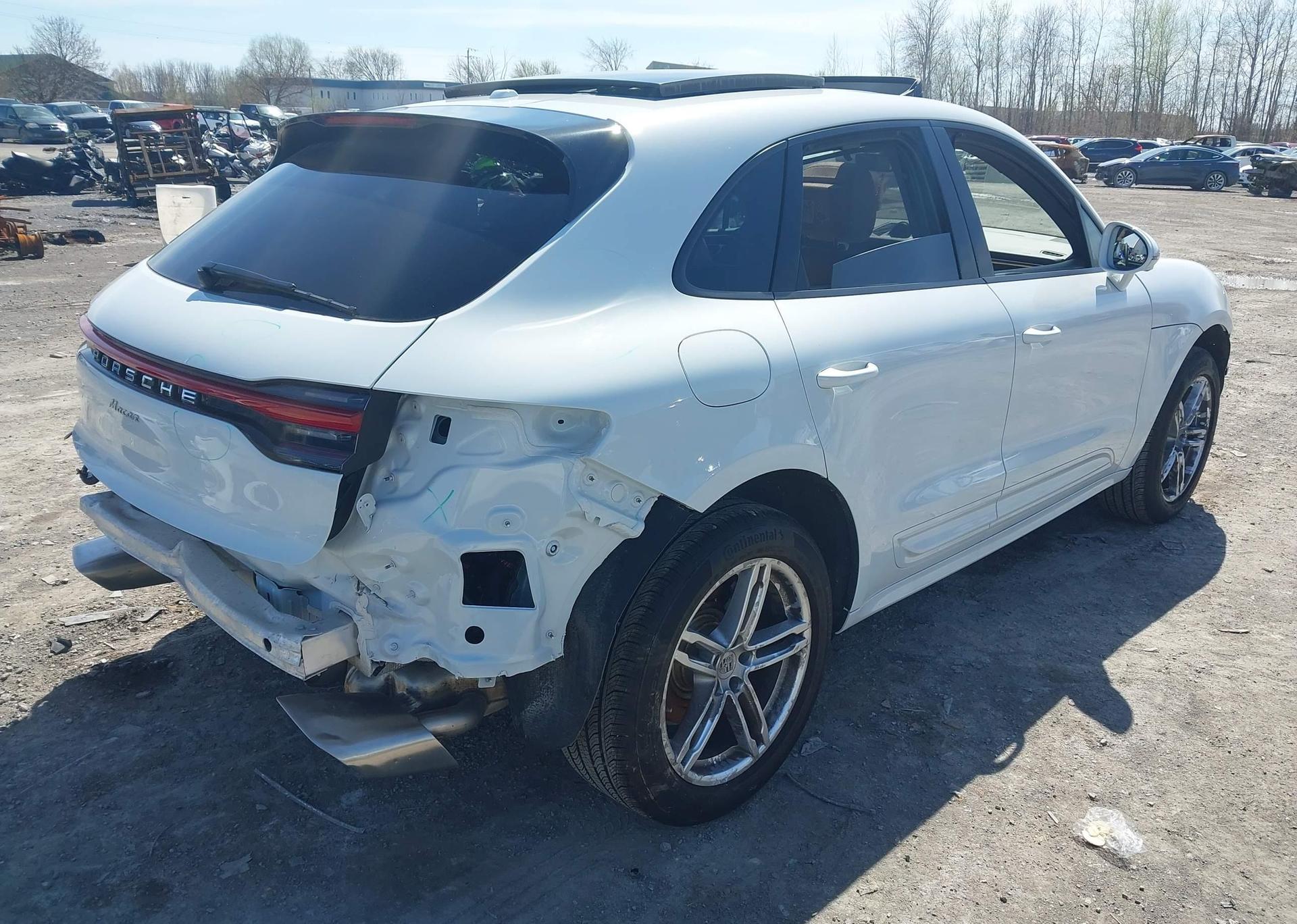 2025 PORSCHE MACAN T