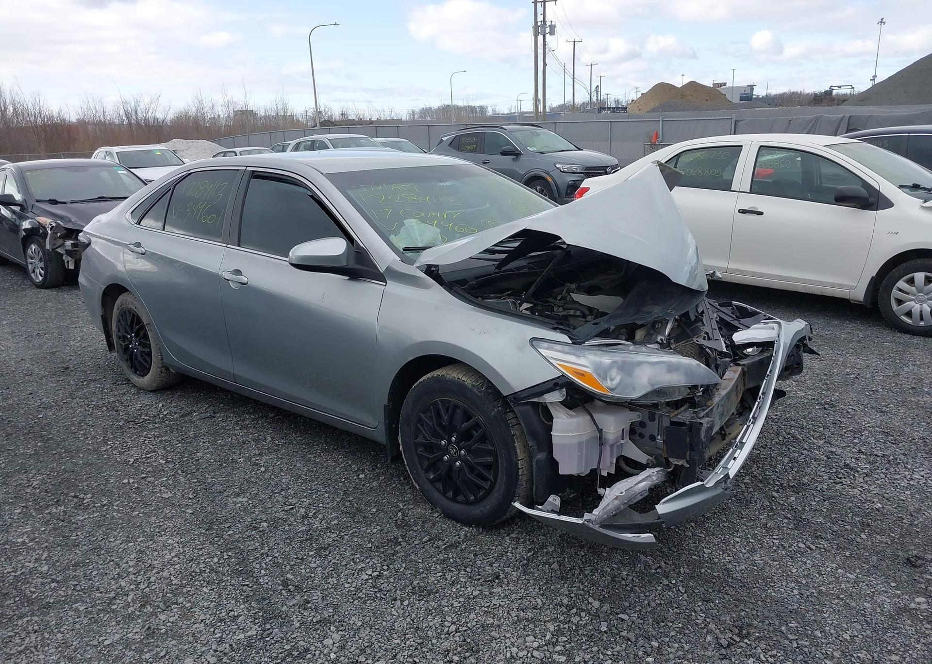 2017 TOYOTA CAMRY