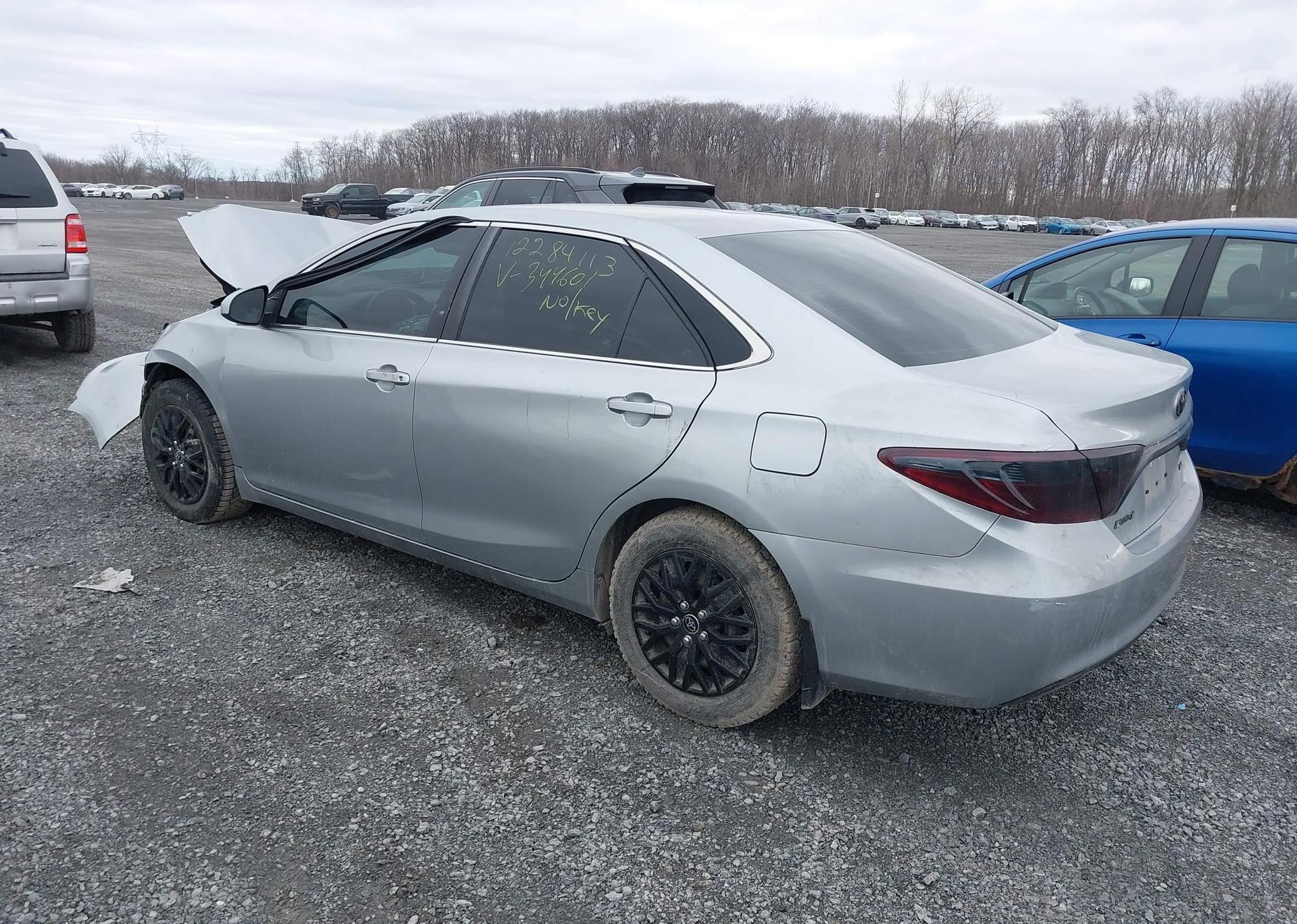 2017 TOYOTA CAMRY