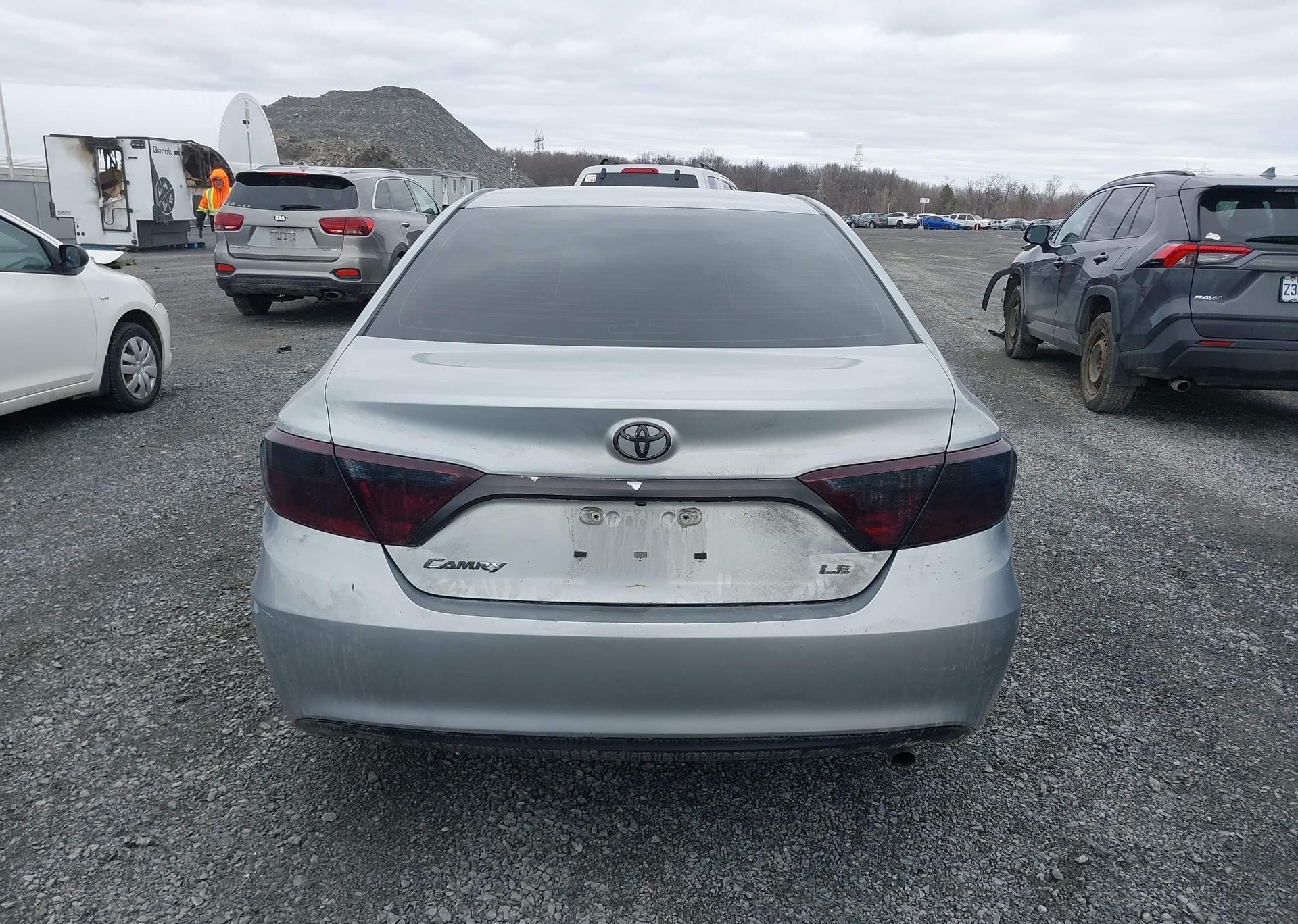 2017 TOYOTA CAMRY