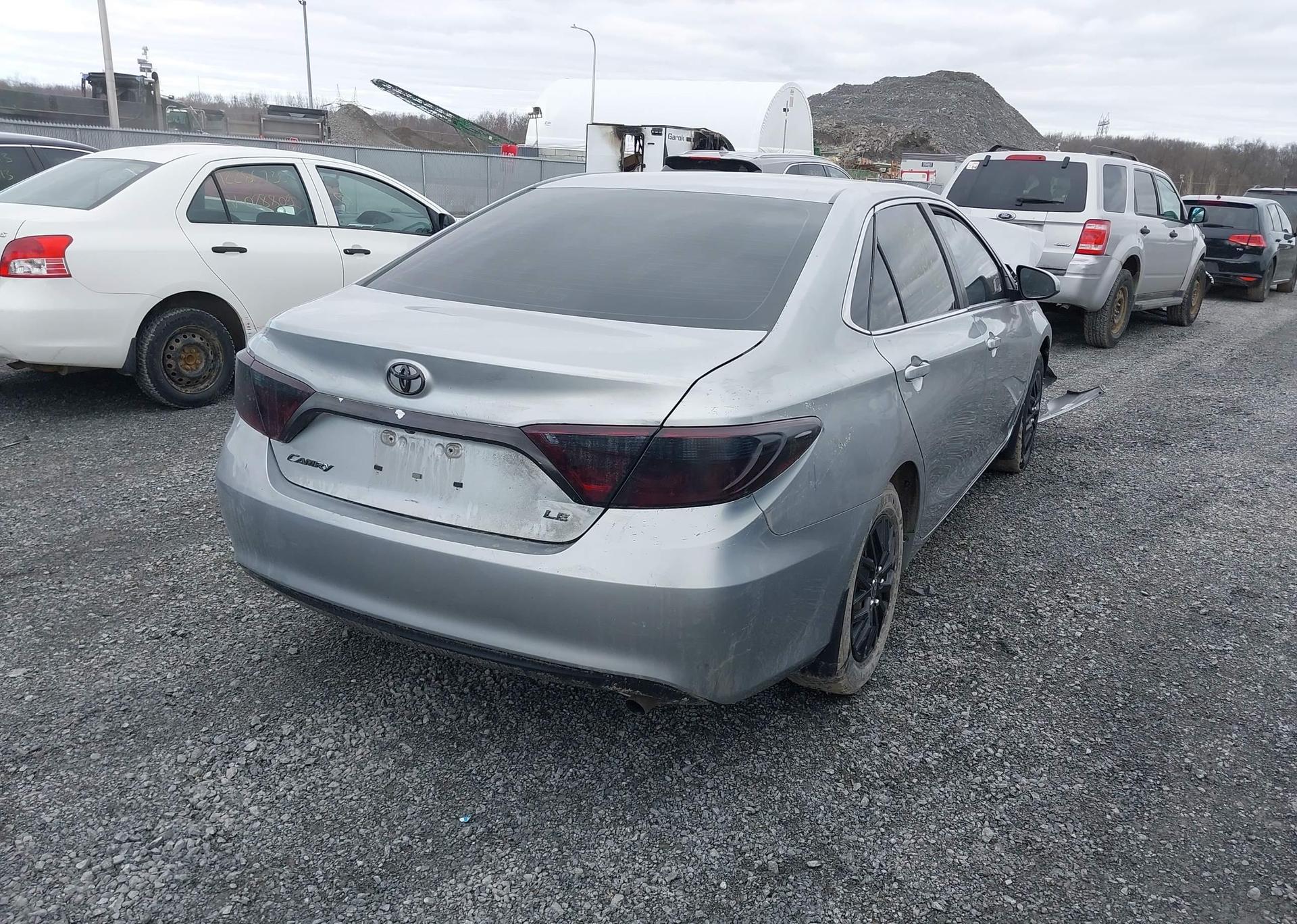 2017 TOYOTA CAMRY