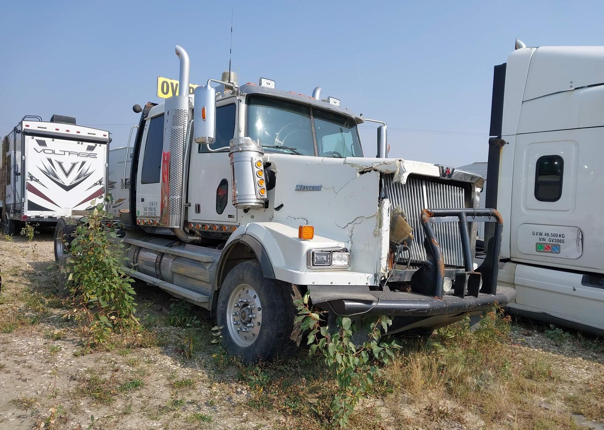 2011 WESTERN STAR/AUTO CAR CONVENTIONAL 4900SA