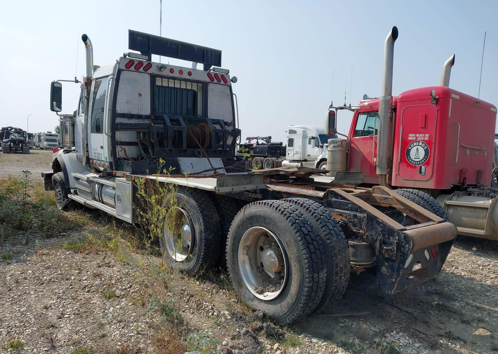 2011 WESTERN STAR/AUTO CAR CONVENTIONAL 4900SA