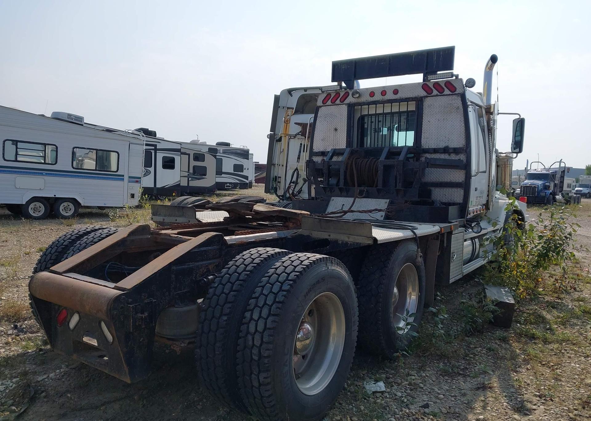 2011 WESTERN STAR/AUTO CAR CONVENTIONAL 4900SA