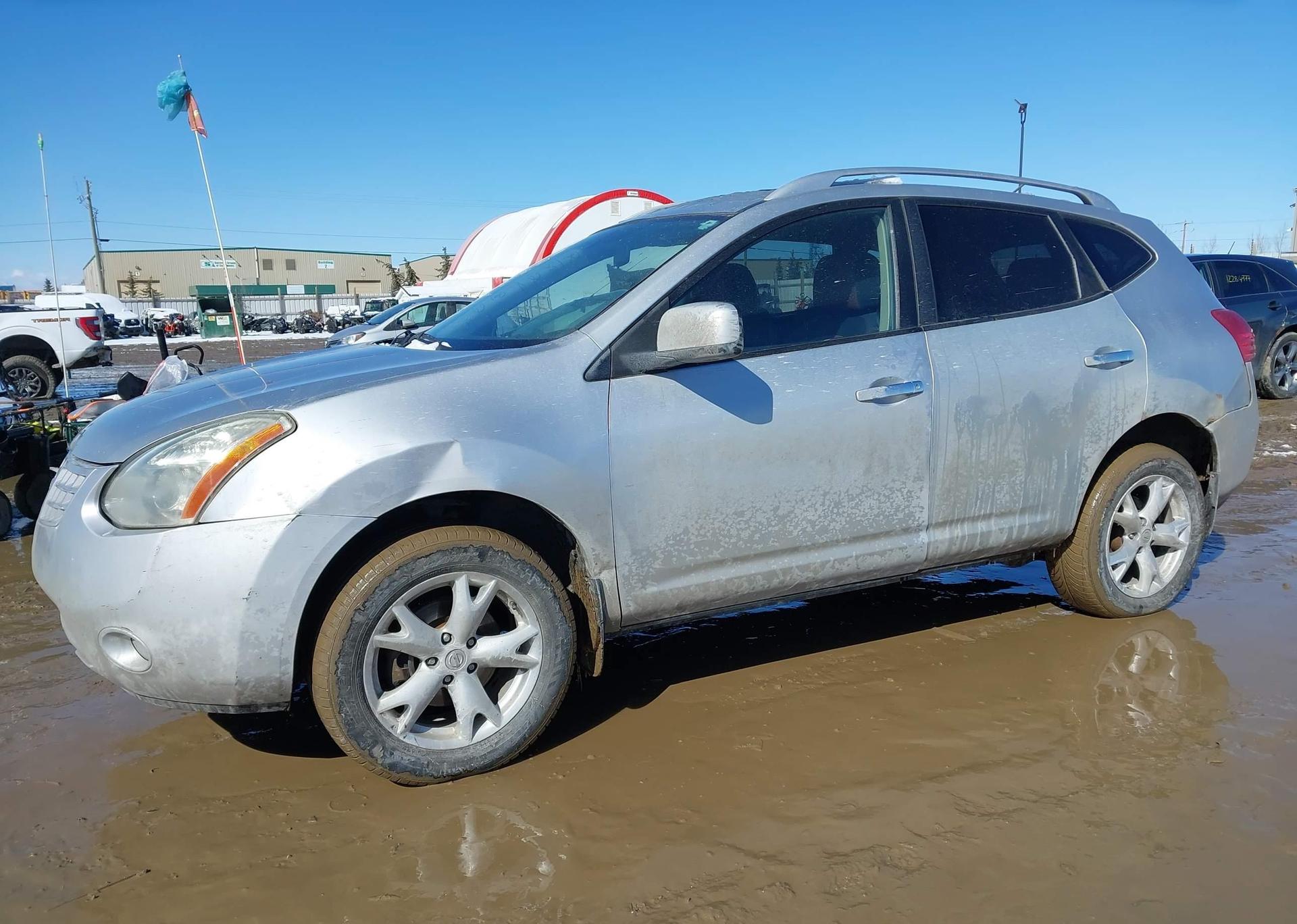 2009 NISSAN ROGUE S