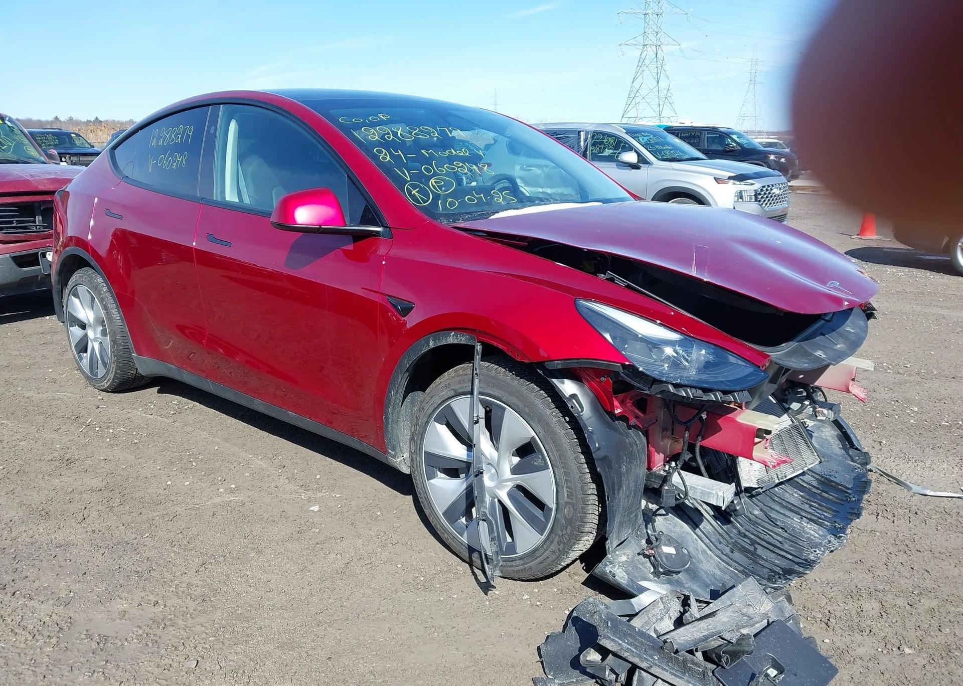 2024 TESLA MODEL Y LONG RANGE