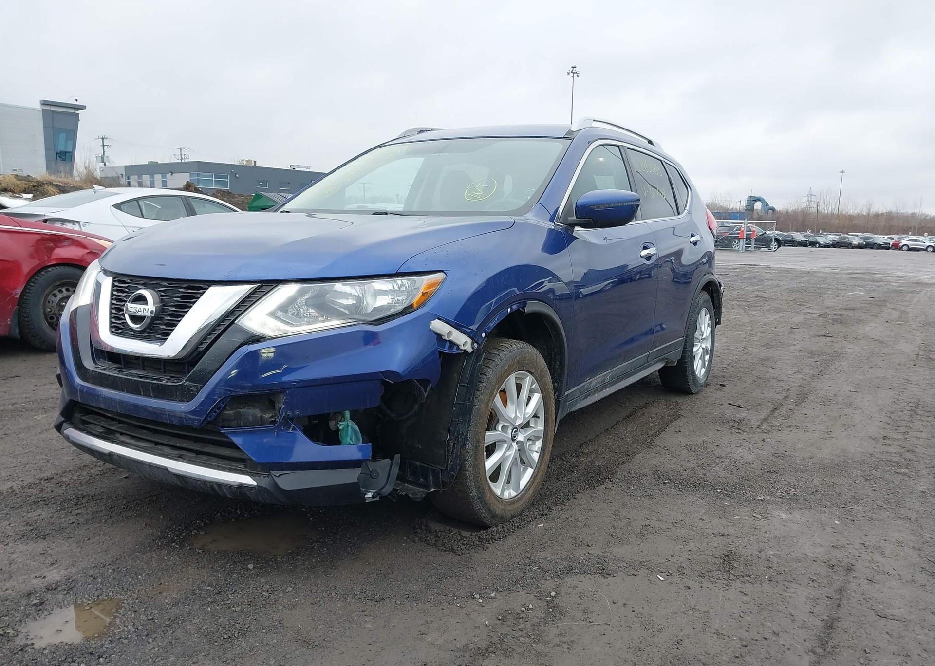 2017 NISSAN ROGUE