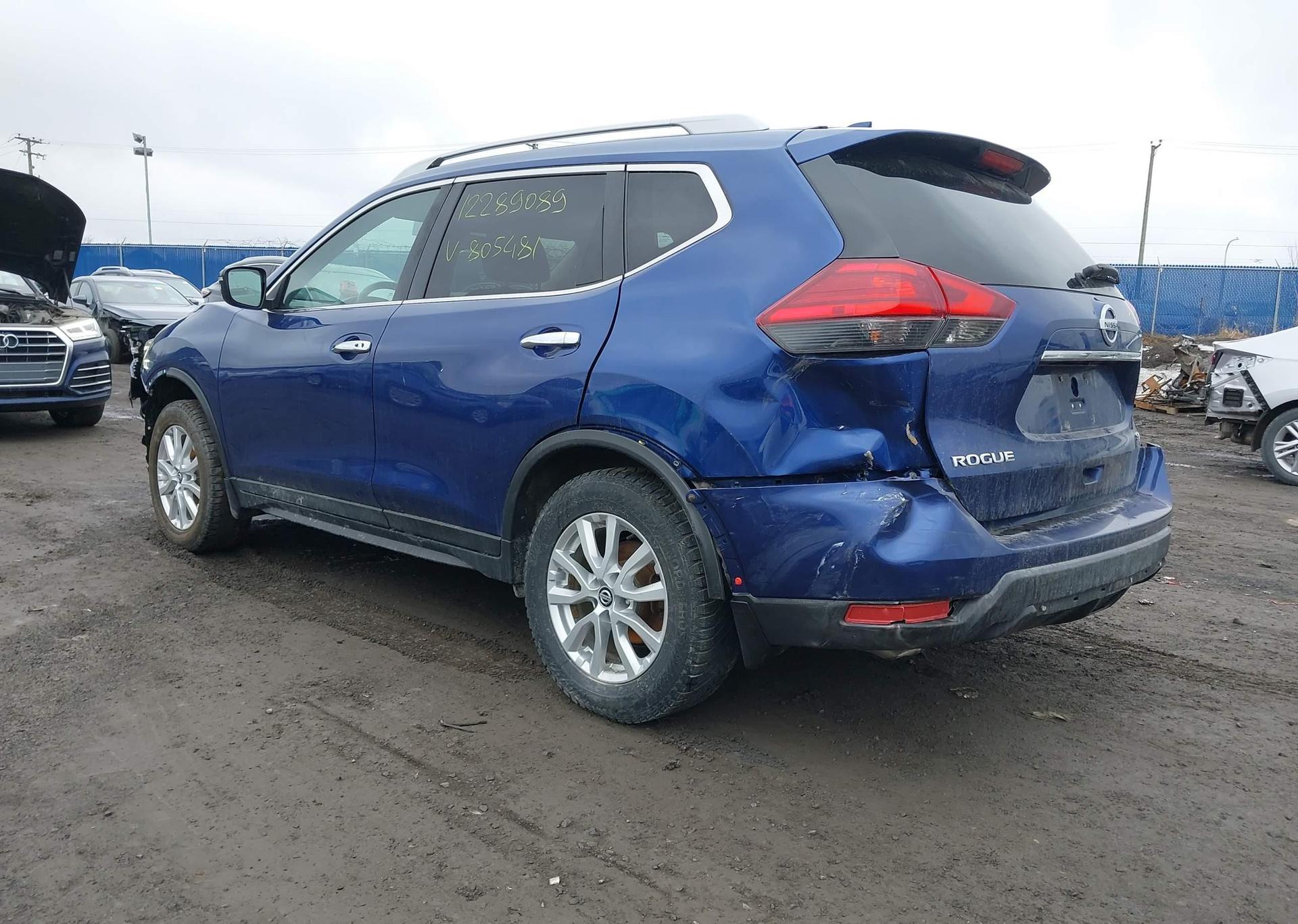 2017 NISSAN ROGUE