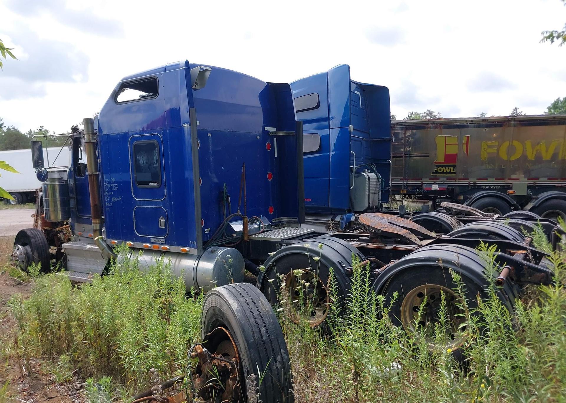 2007 KENWORTH CONSTRUCTION W900