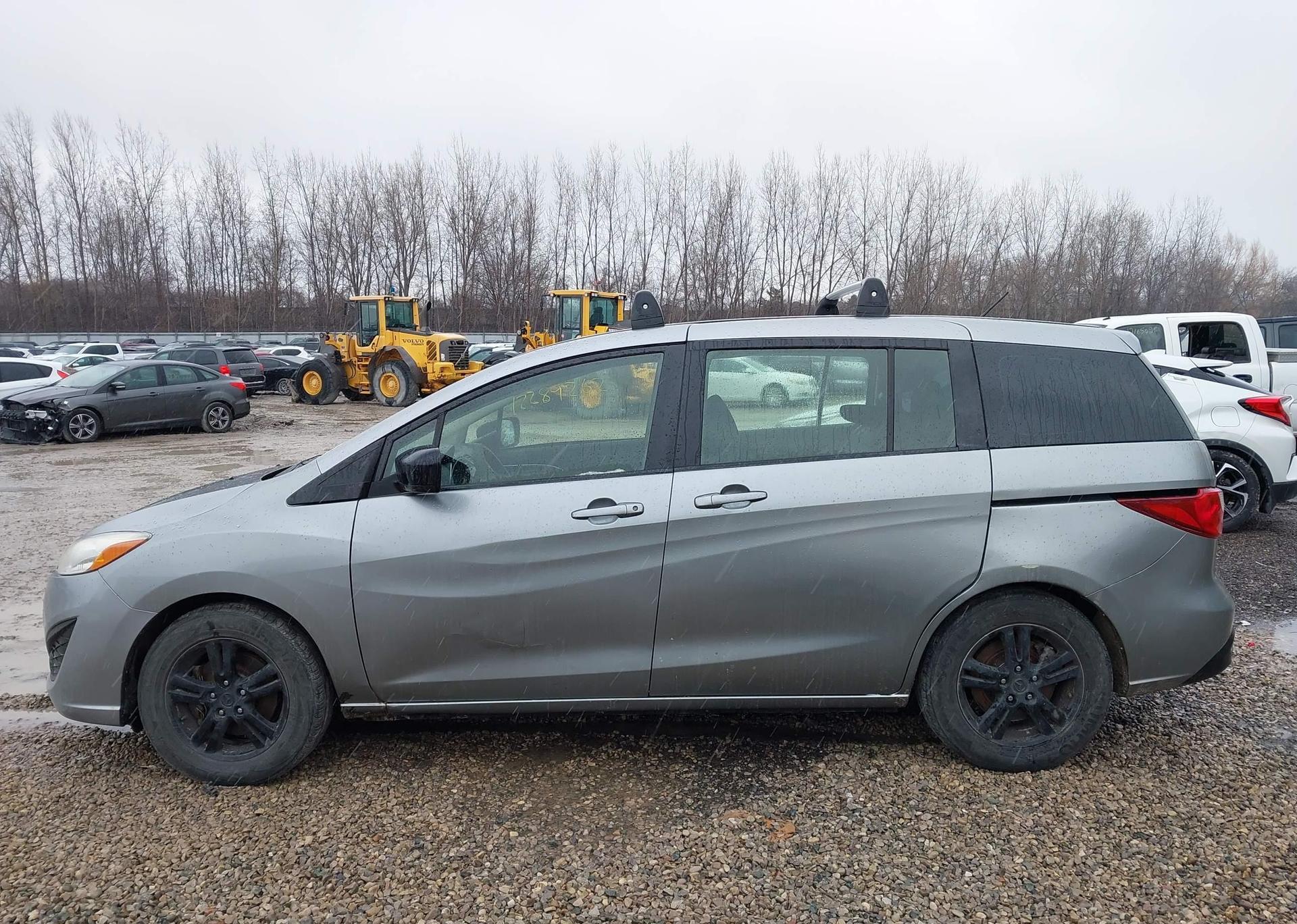2014 MAZDA MAZDA5 GS