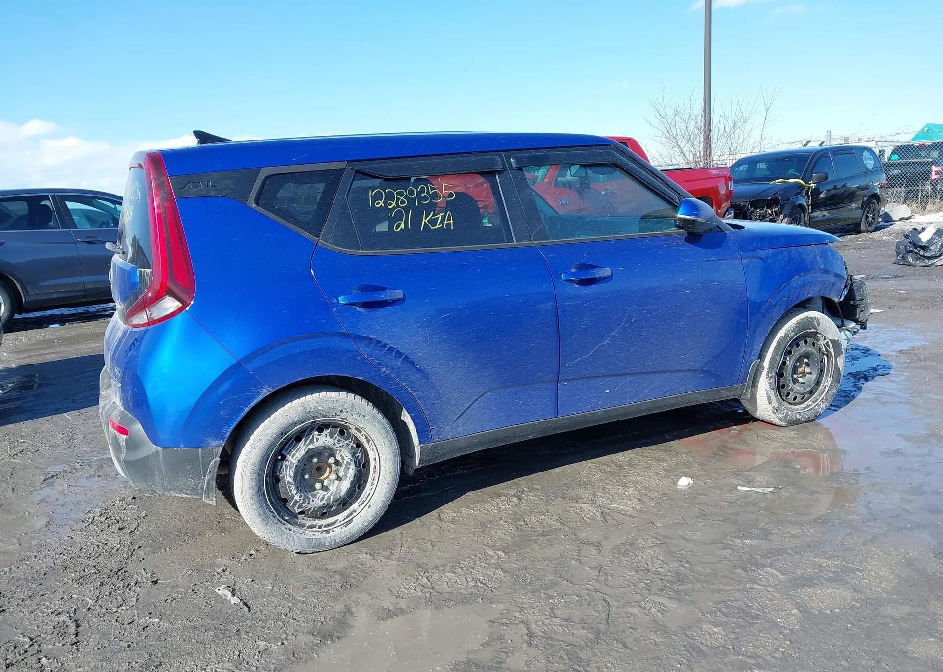 2021 KIA SOUL
