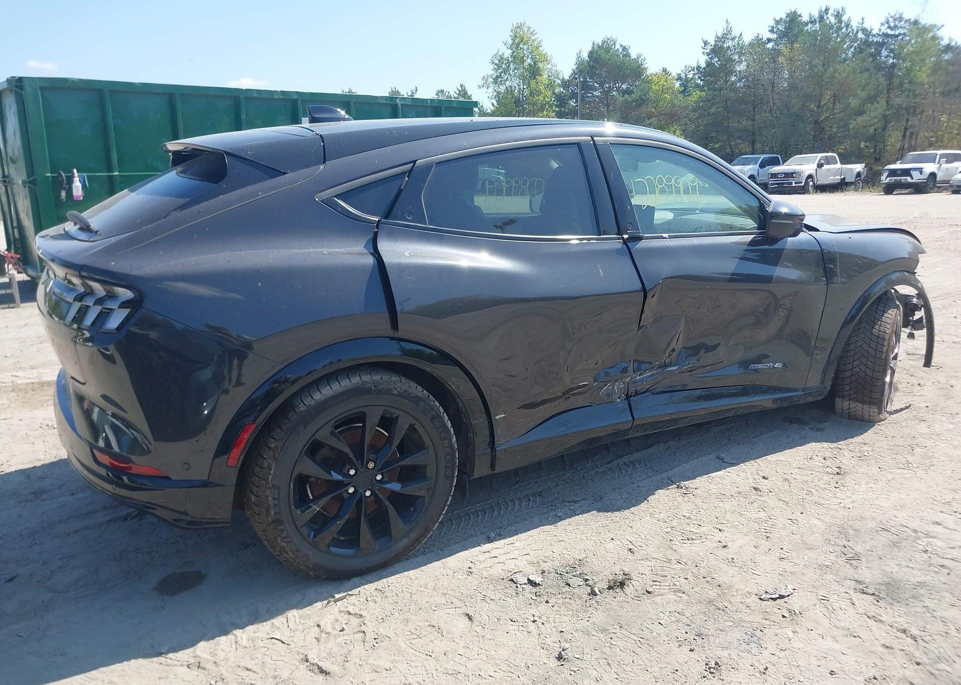 2022 FORD MUSTANG MACH-E PREMIUM