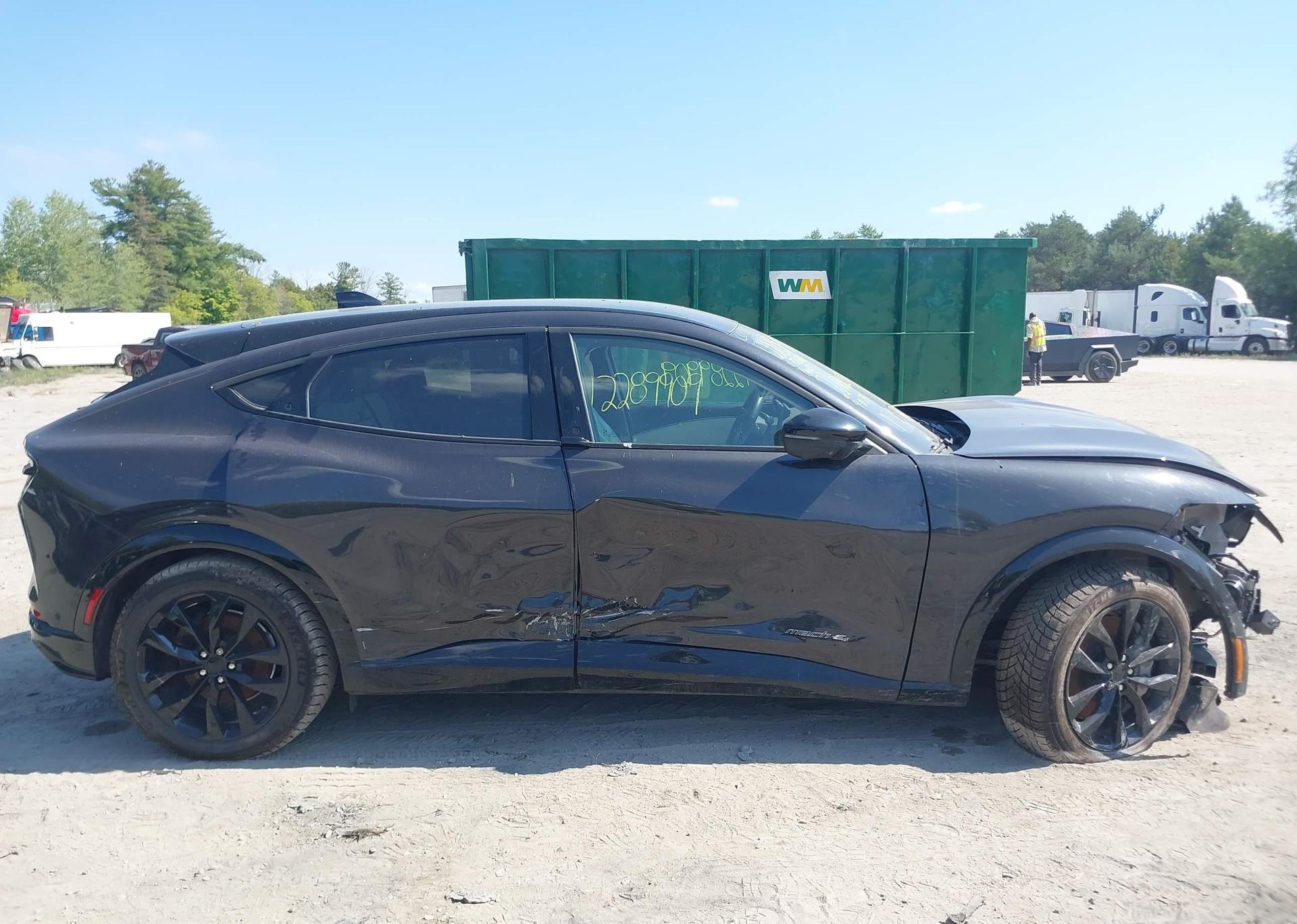 2022 FORD MUSTANG MACH-E PREMIUM