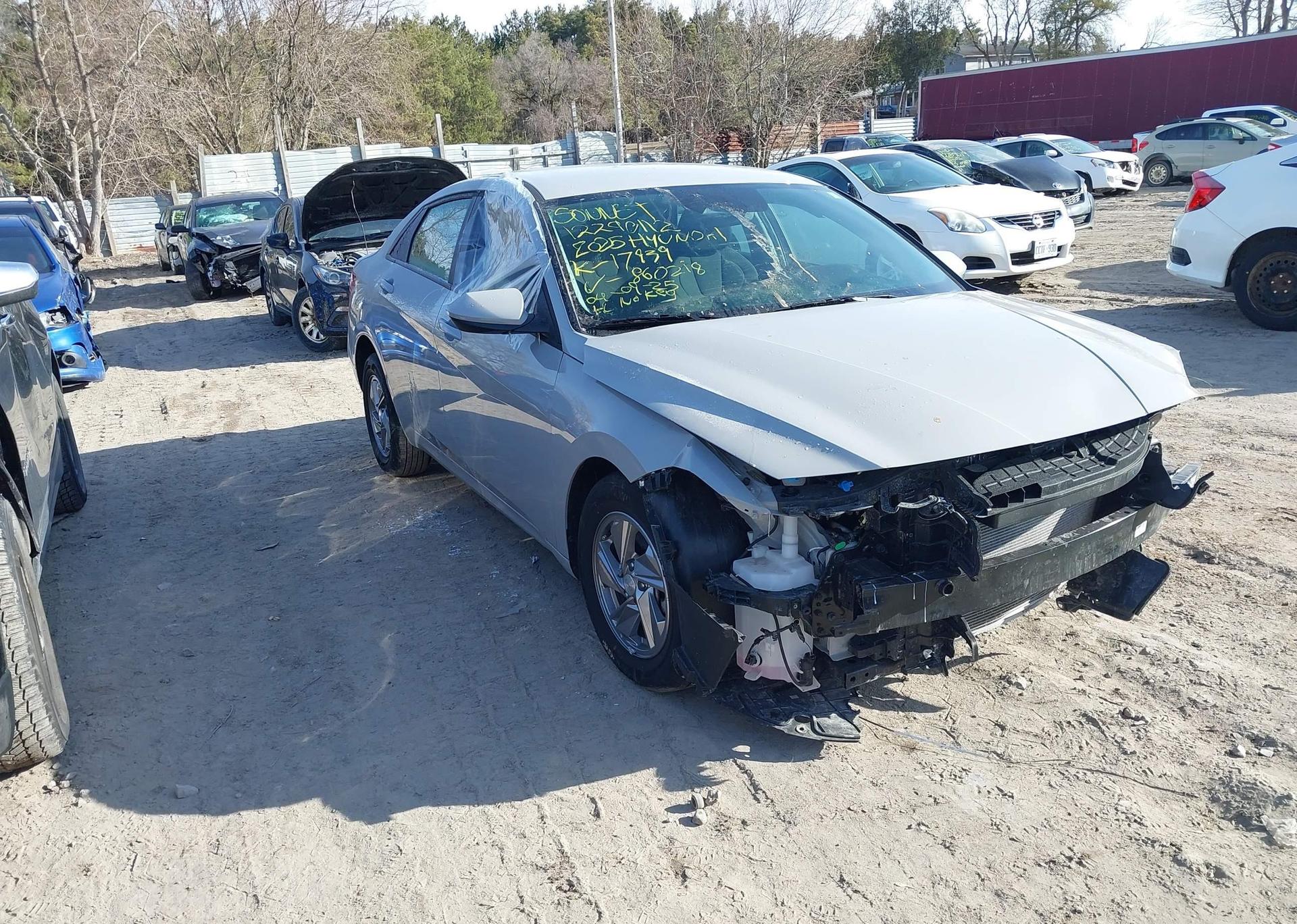 2025 HYUNDAI ELANTRA ESSENTIAL