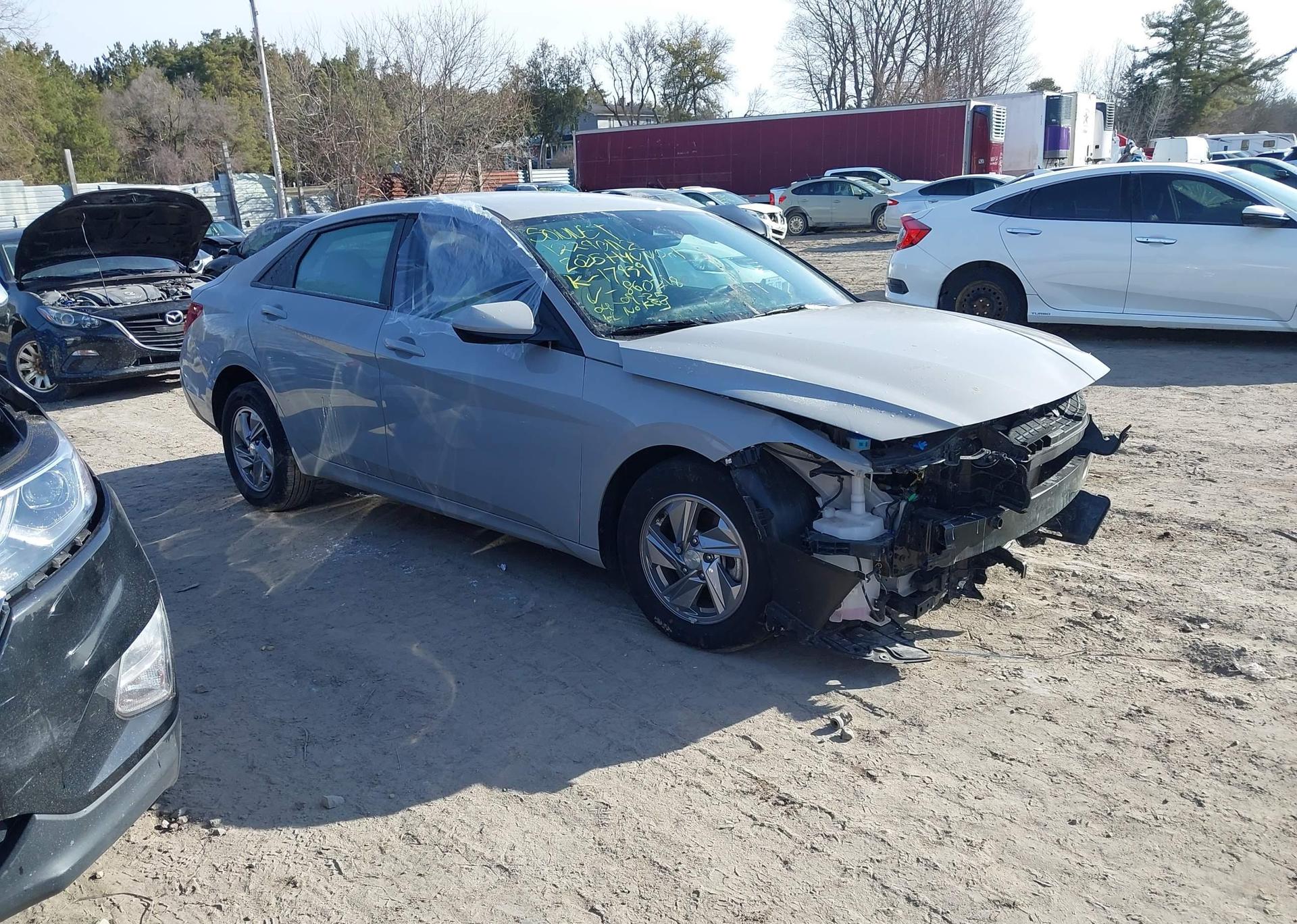 2025 HYUNDAI ELANTRA ESSENTIAL