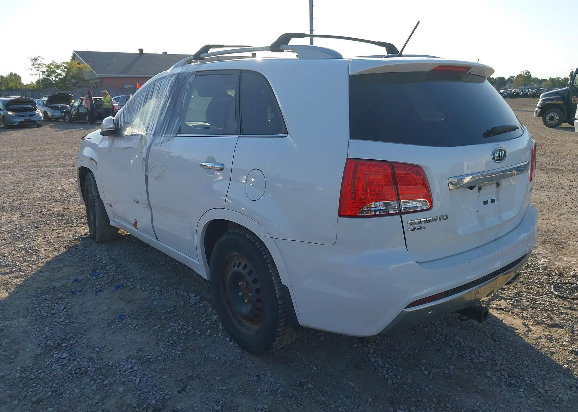 2013 KIA SORENTO