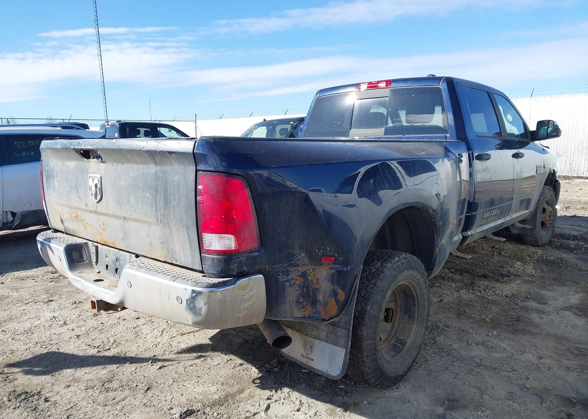 2012 DODGE RAM 3500 SLT