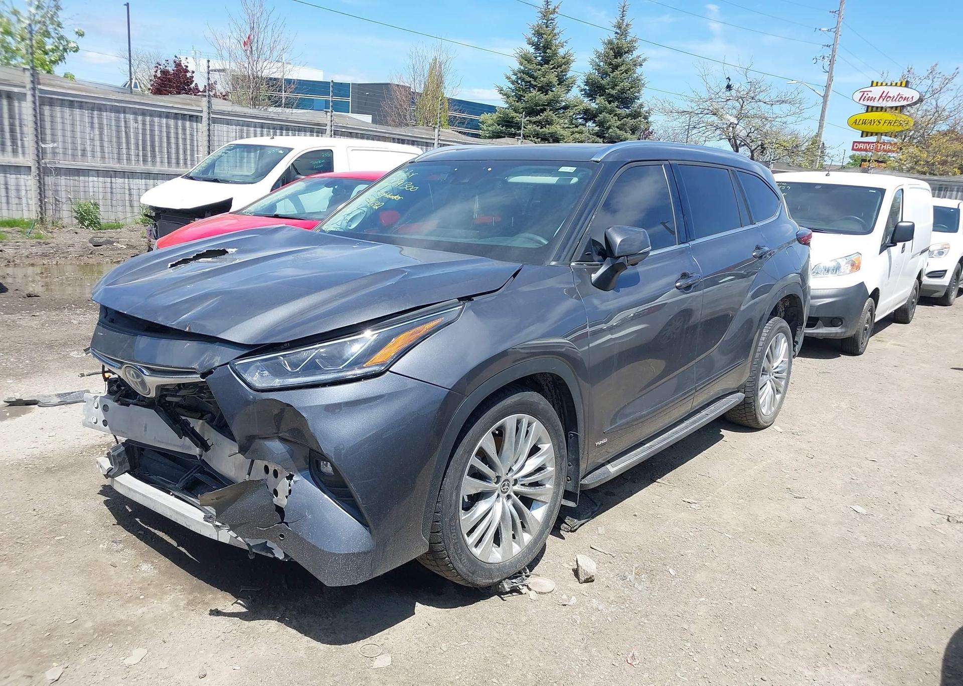 2023 TOYOTA HIGHLANDER