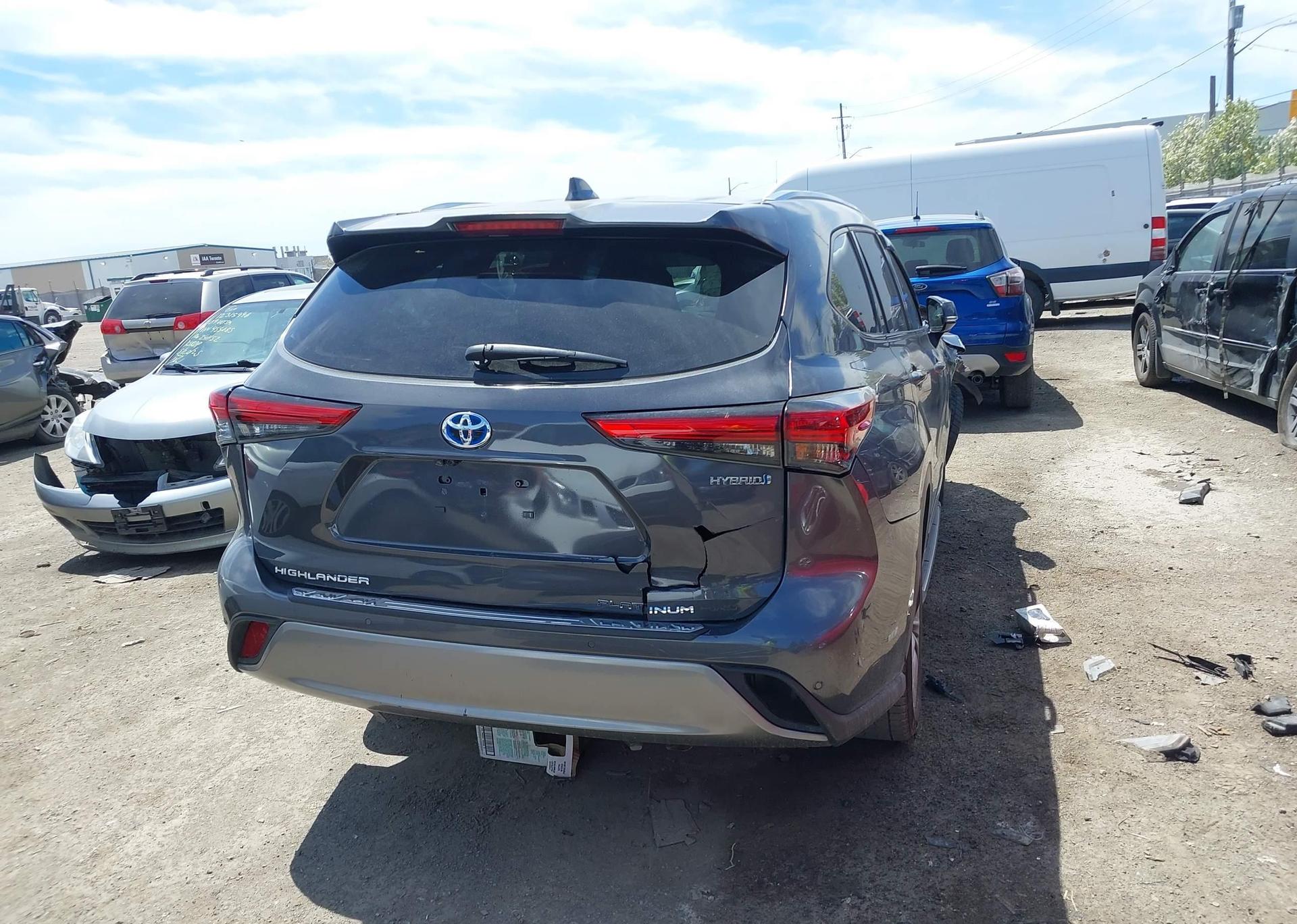 2023 TOYOTA HIGHLANDER