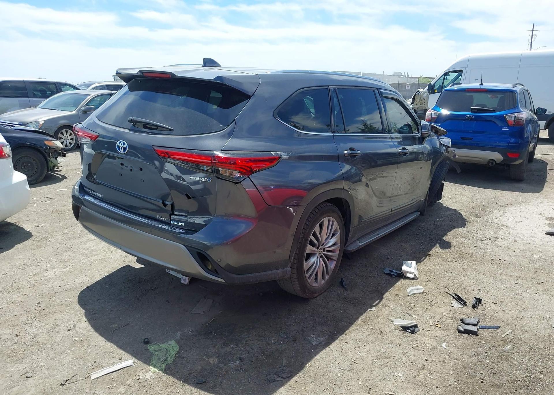 2023 TOYOTA HIGHLANDER