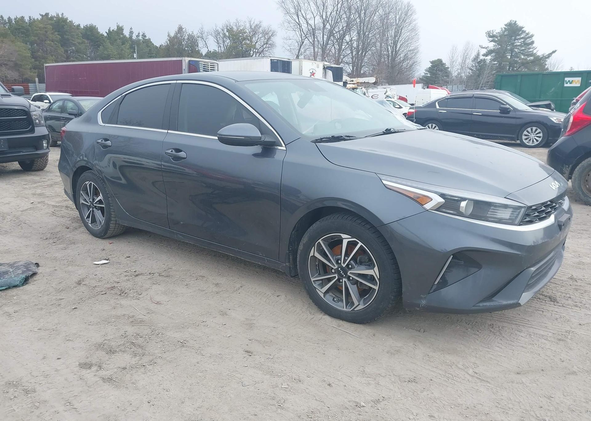 2022 KIA FORTE GT LINE