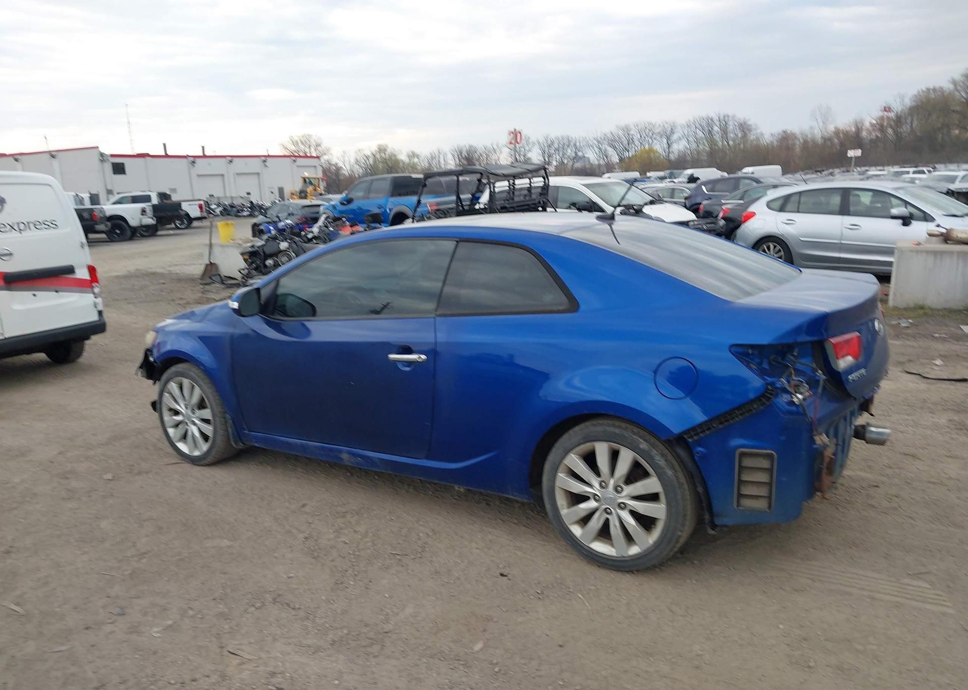 2010 KIA FORTE SX