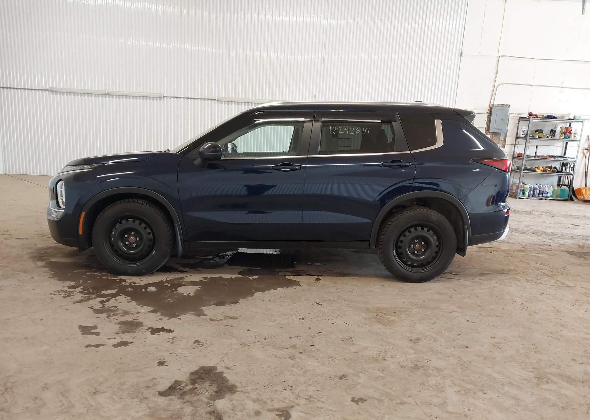 2024 MITSUBISHI outlander