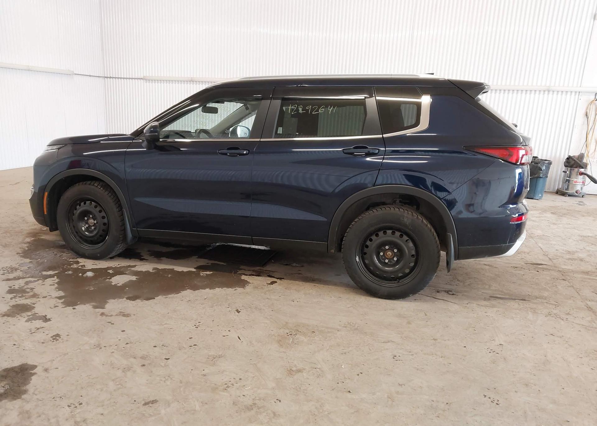 2024 MITSUBISHI outlander
