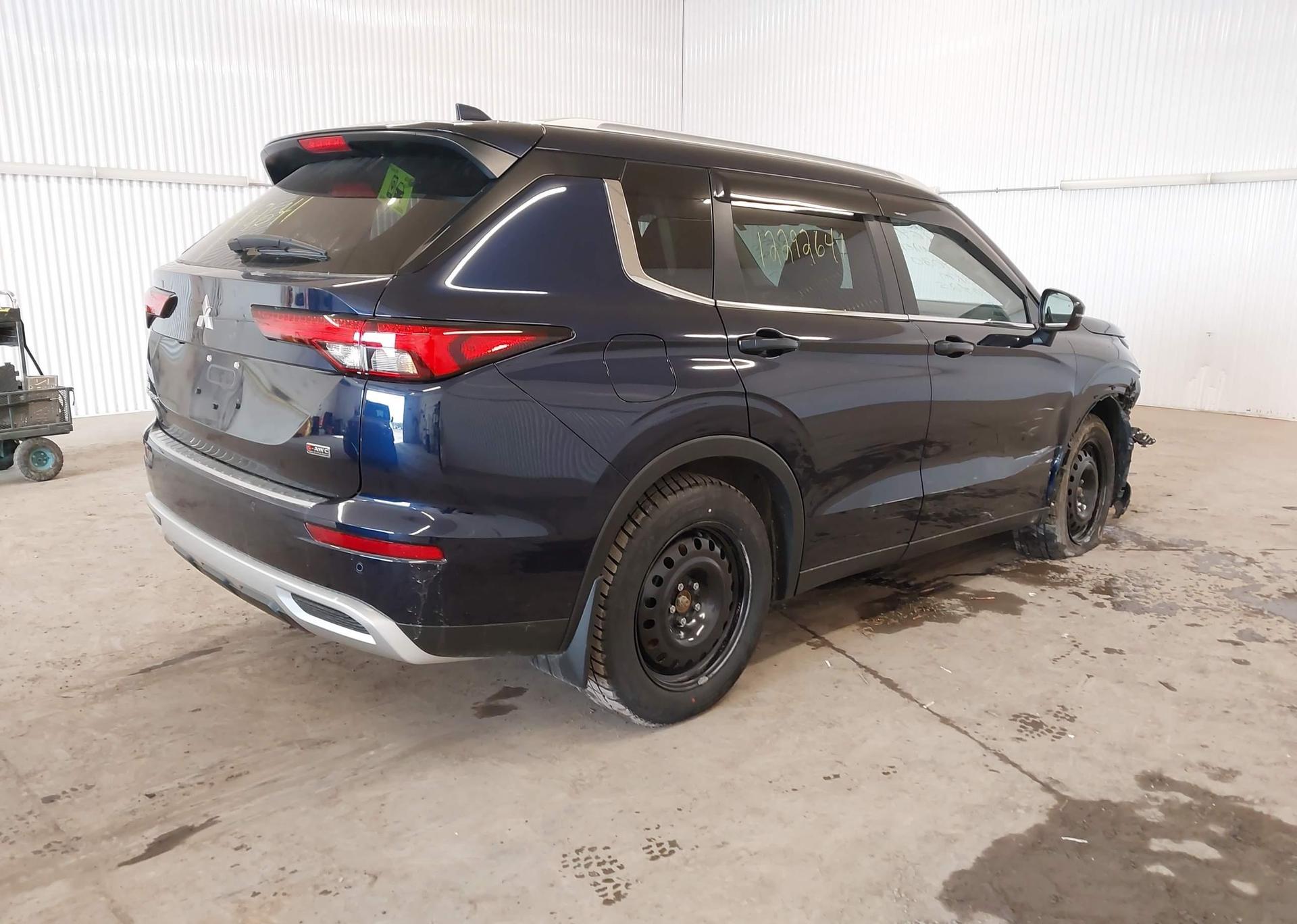 2024 MITSUBISHI outlander