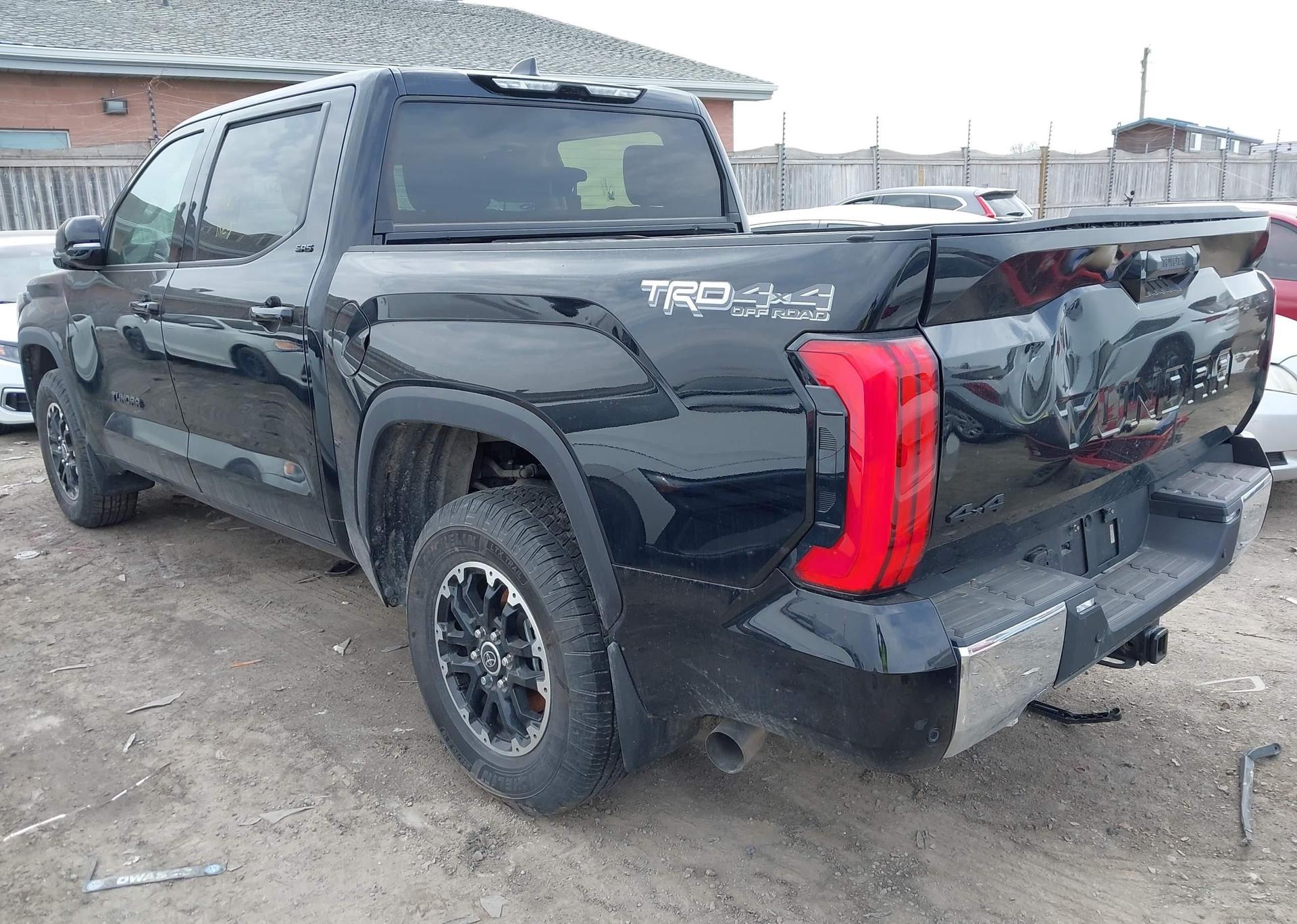 2024 TOYOTA TUNDRA CREWMAX SR