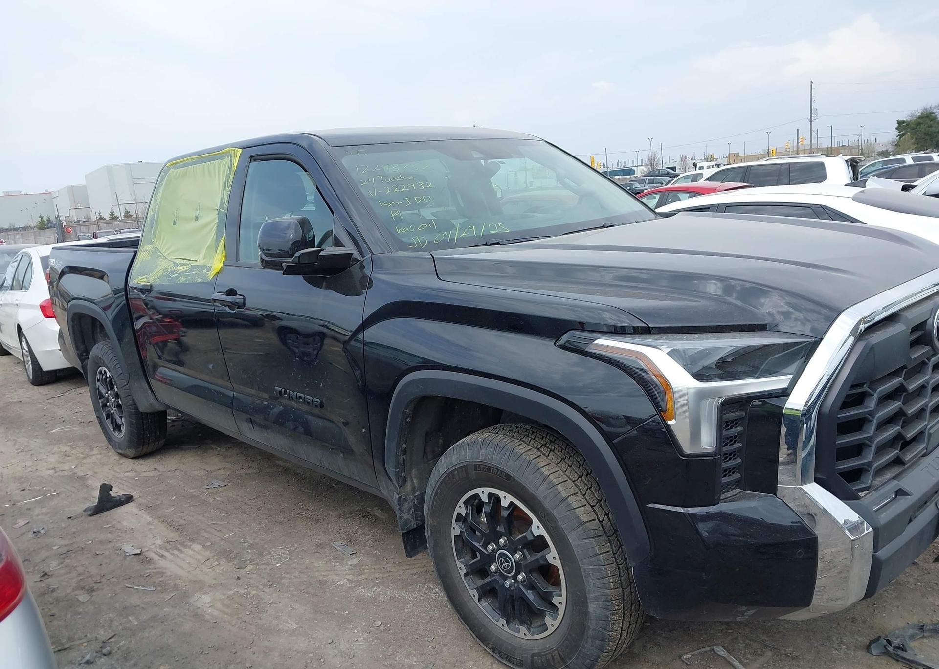 2024 TOYOTA TUNDRA CREWMAX SR